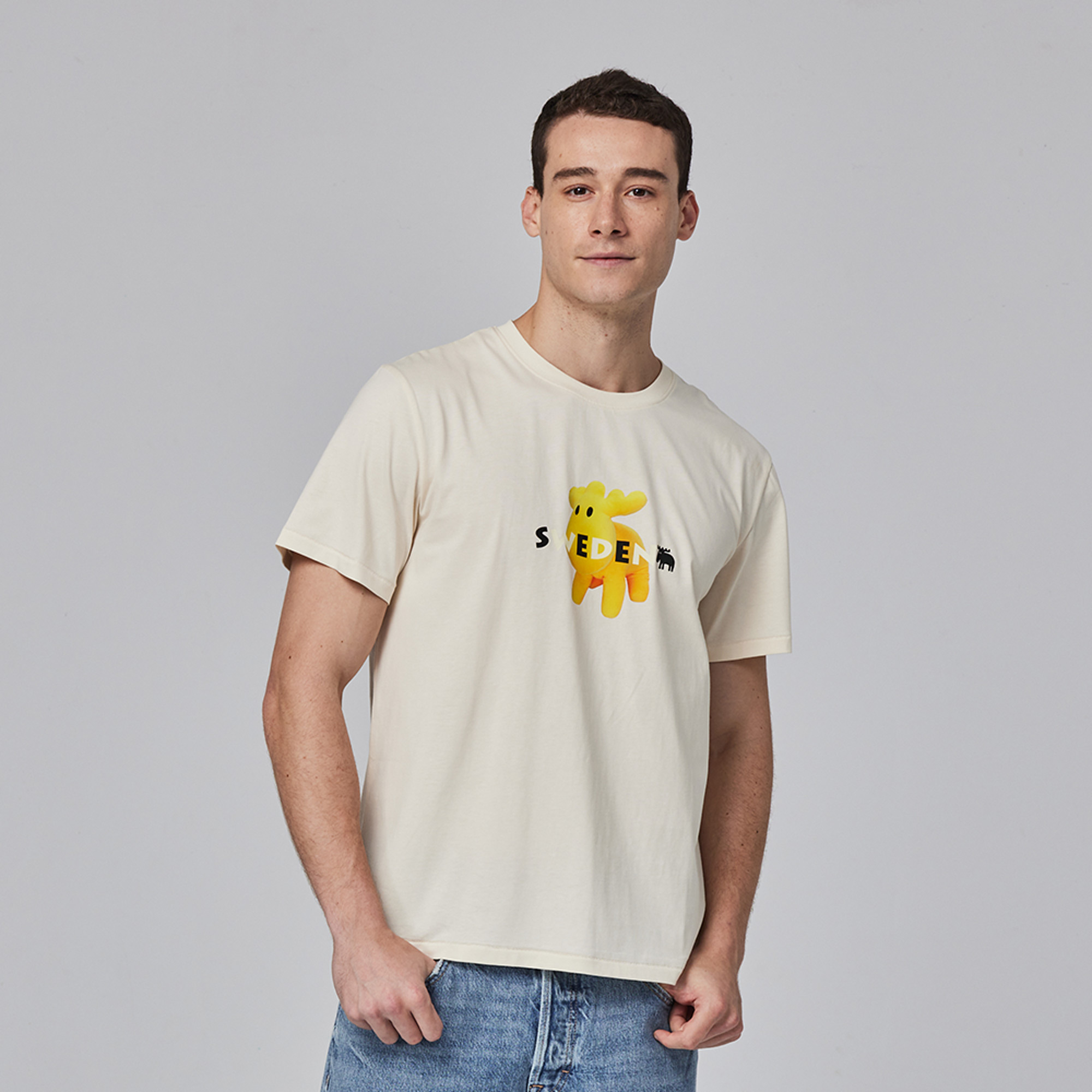 moz Sweden hand-painted moose comfortable soft cotton 100% cotton short T-cream white