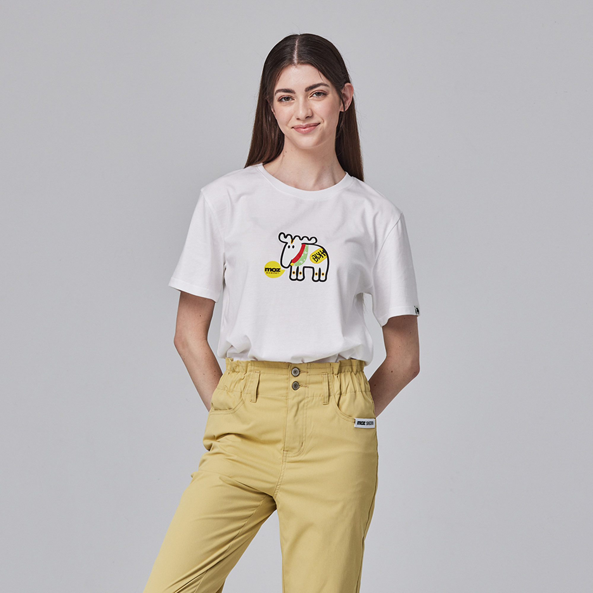 moz瑞典 招財駝鹿 舒適柔棉 100%純棉短T-經典白(亞洲版)女款