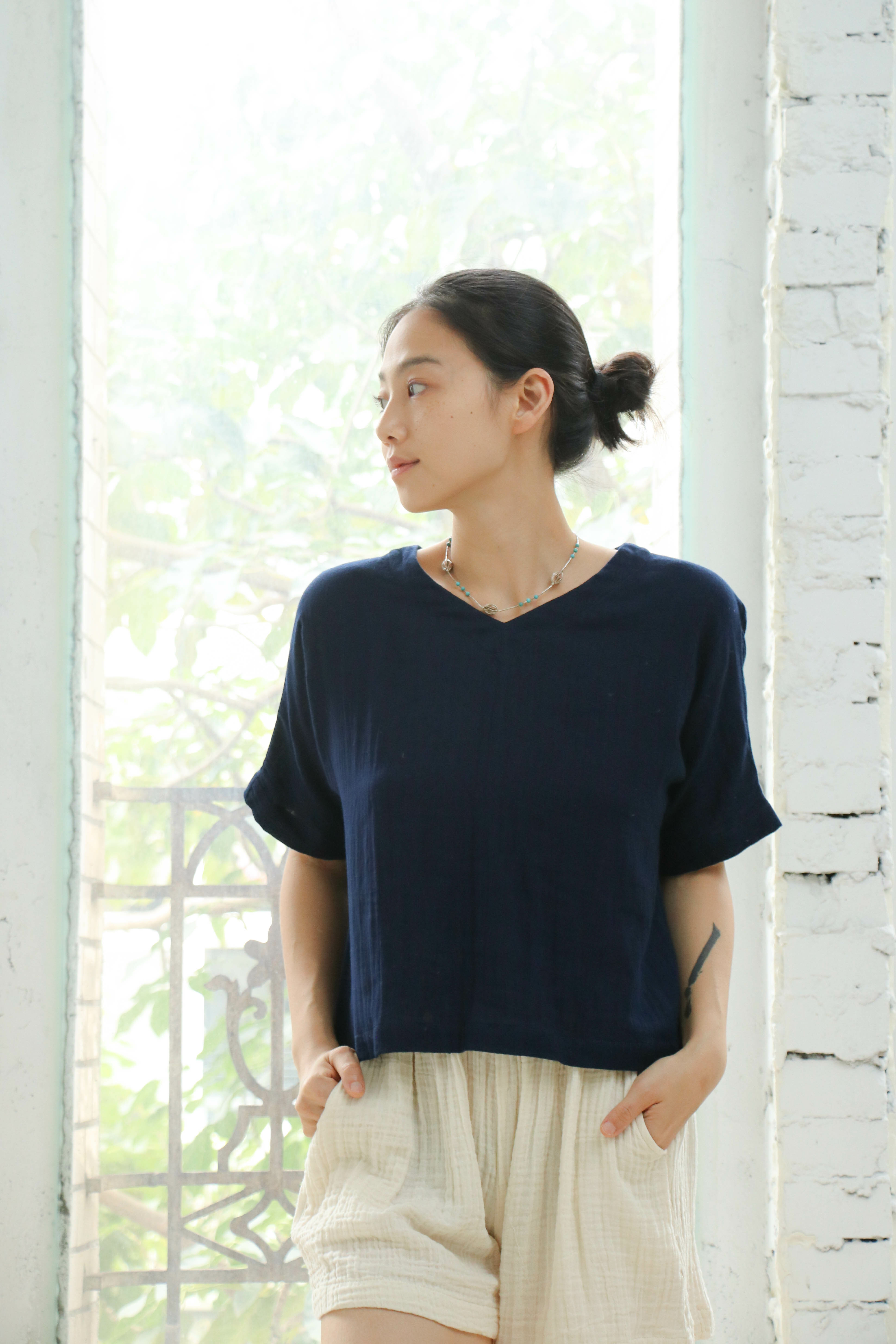 寬領五分袖上衣 / 雙層紗 深藍