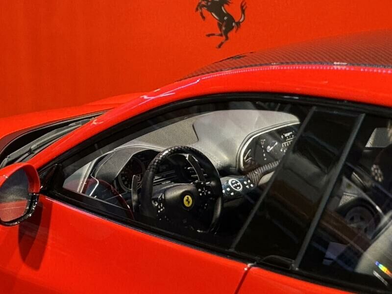 BBR P18219BCF Ferrari Purosangue Red Corsa 322-Carbon Fiber Roof 1/18