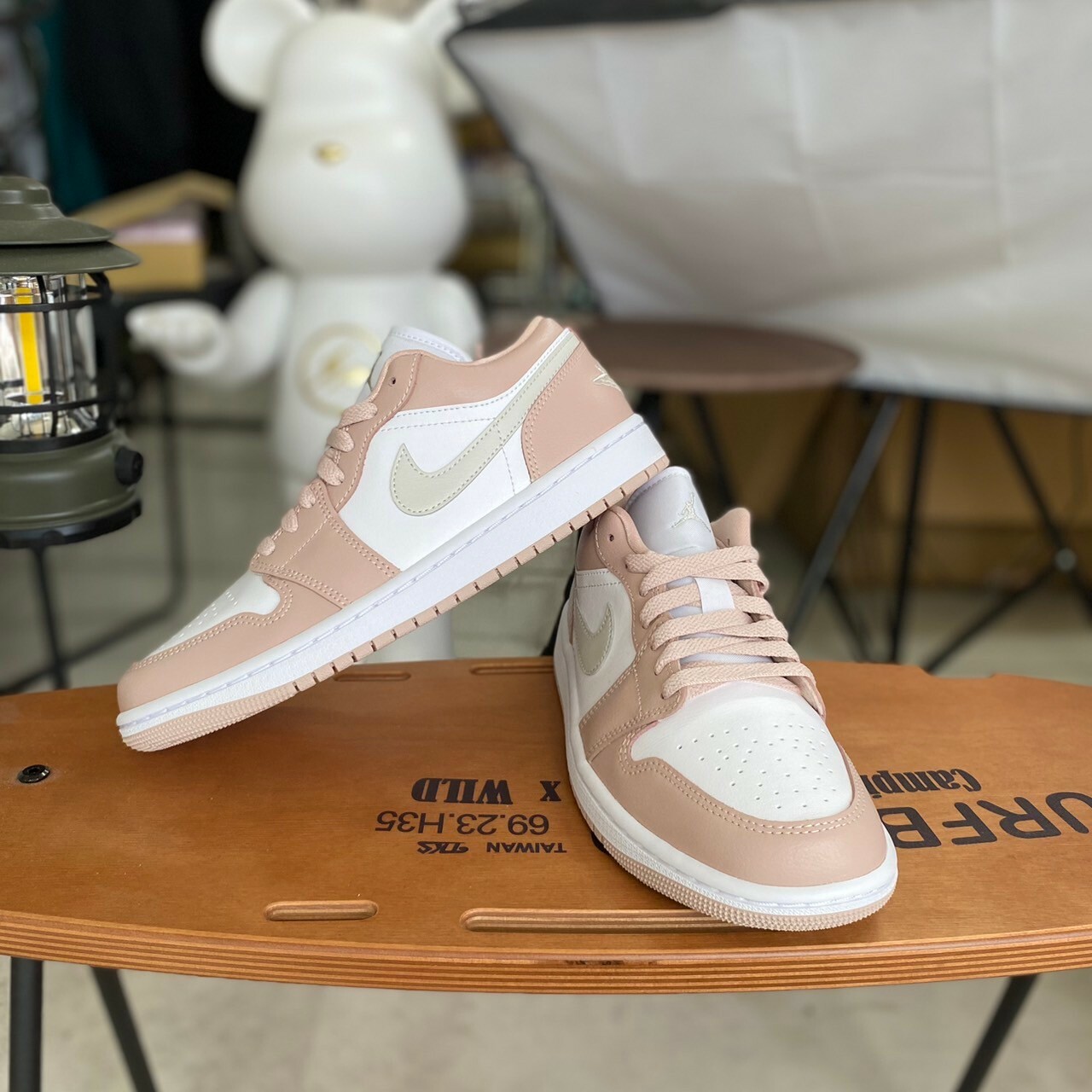 Nike Wmns Air Jordan 1 Low 女款 粉白綠 DC0774-120