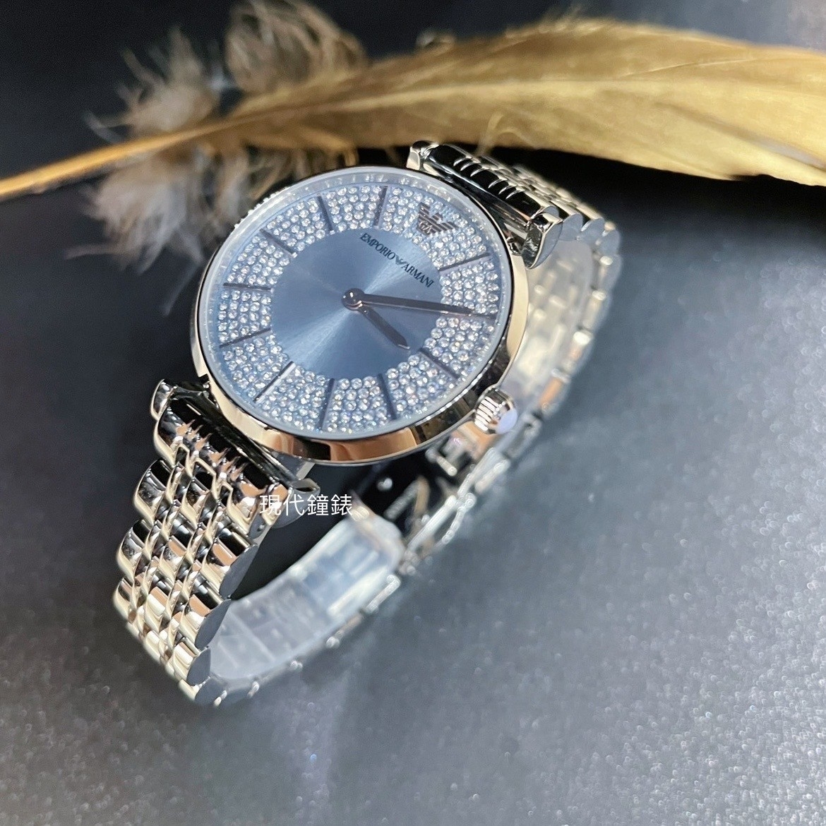 【EMPORIO ARMANI 亞曼尼】夢境環鑽女士腕錶 AR11594 32mm 現代鐘錶