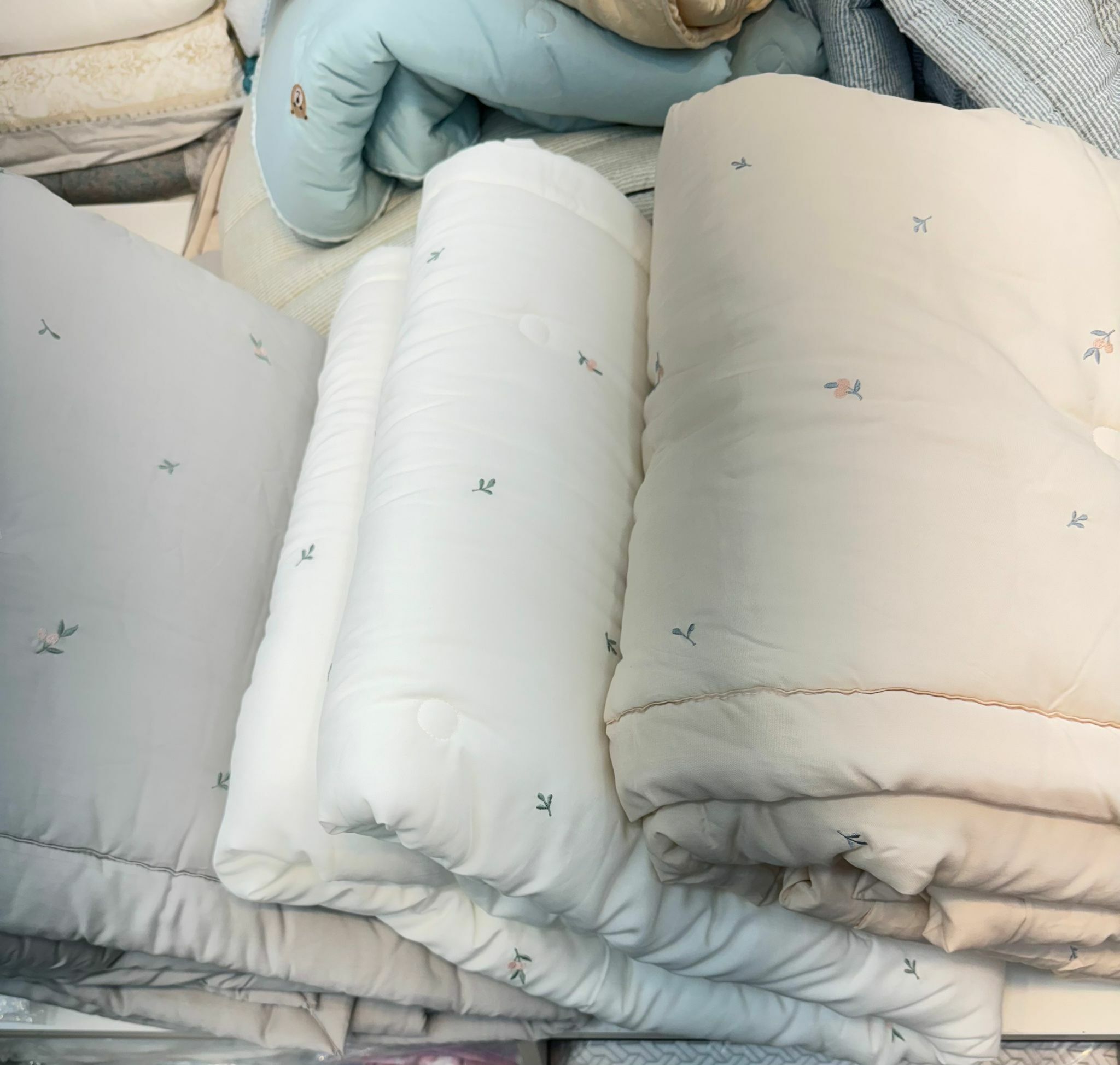 O21  小柑 莫代爾天 天絲枕頭套 $119/1 , 220/2  made in korea