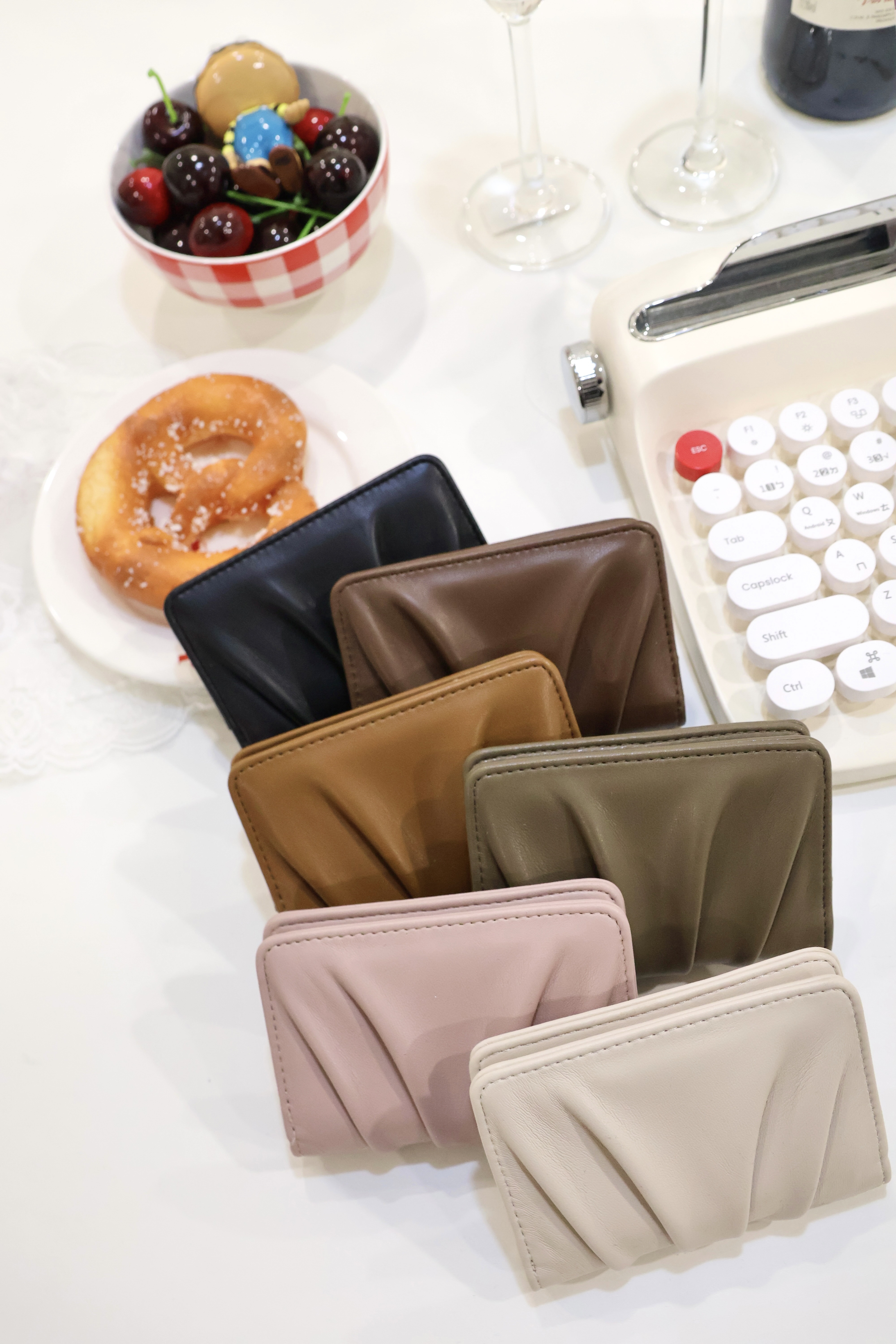 高質感雲朵皮革卡夾☁️