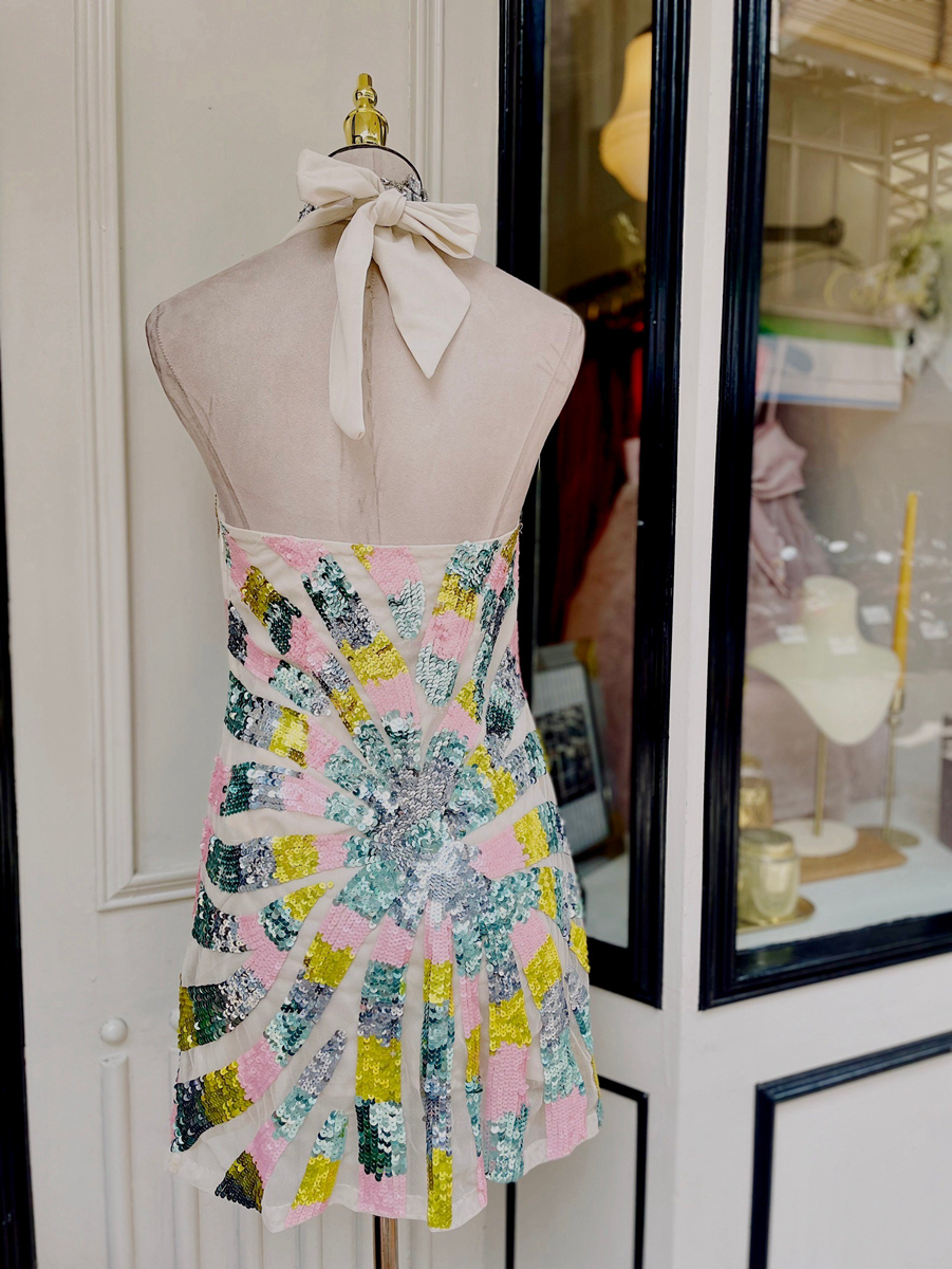 Enticing White 白色網紗繞脖手工炫彩亮片 Mini Dress