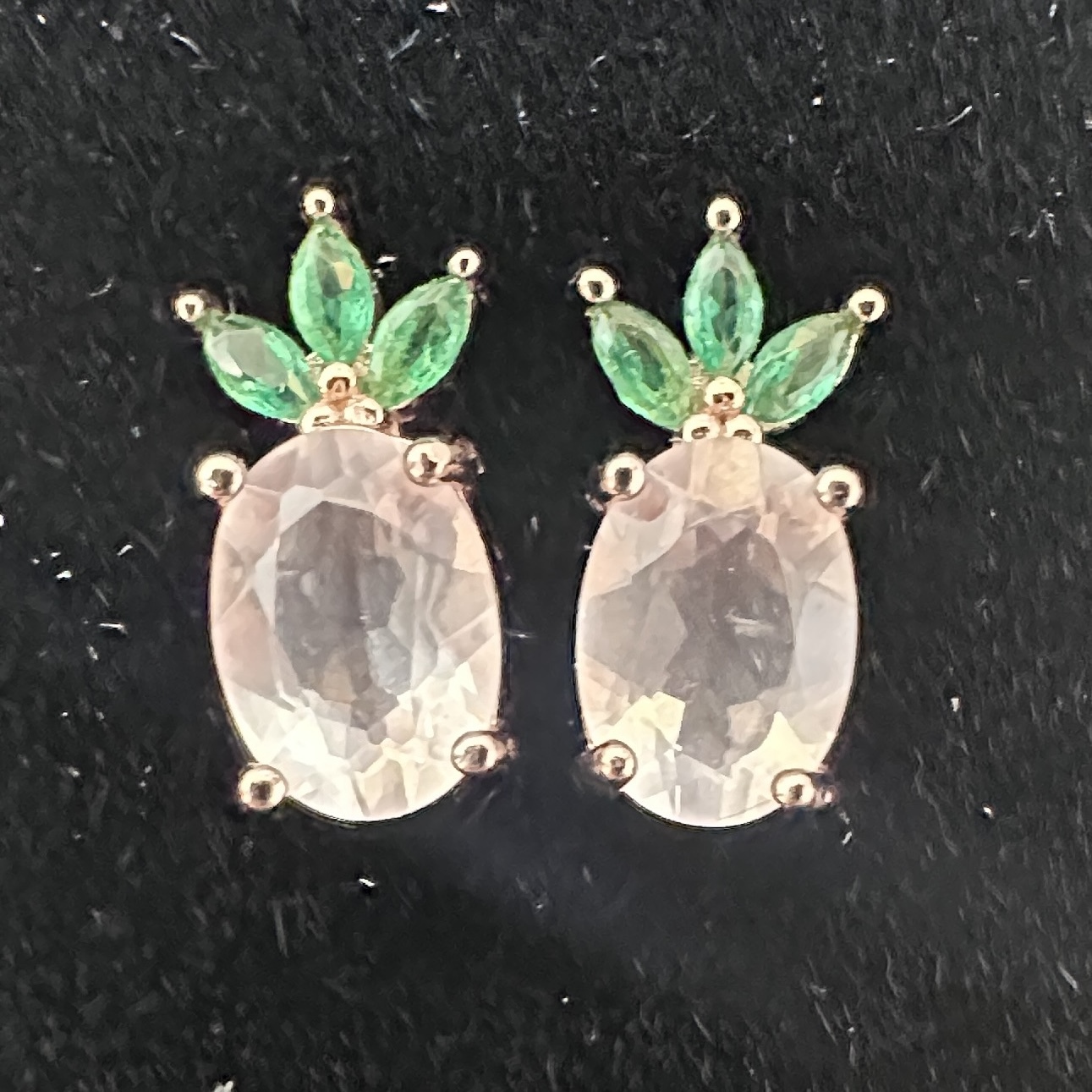 T168粉晶鳳梨耳環