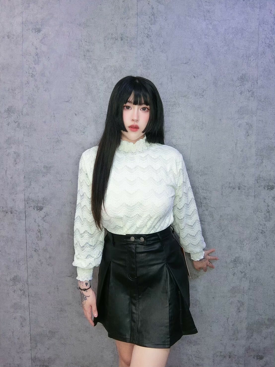 都市風霧面百褶小皮裙