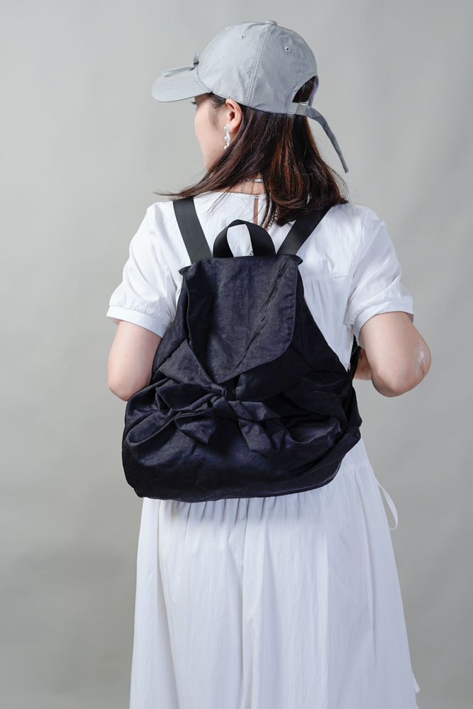Wrapping Ribbon backpack (BLACK)
