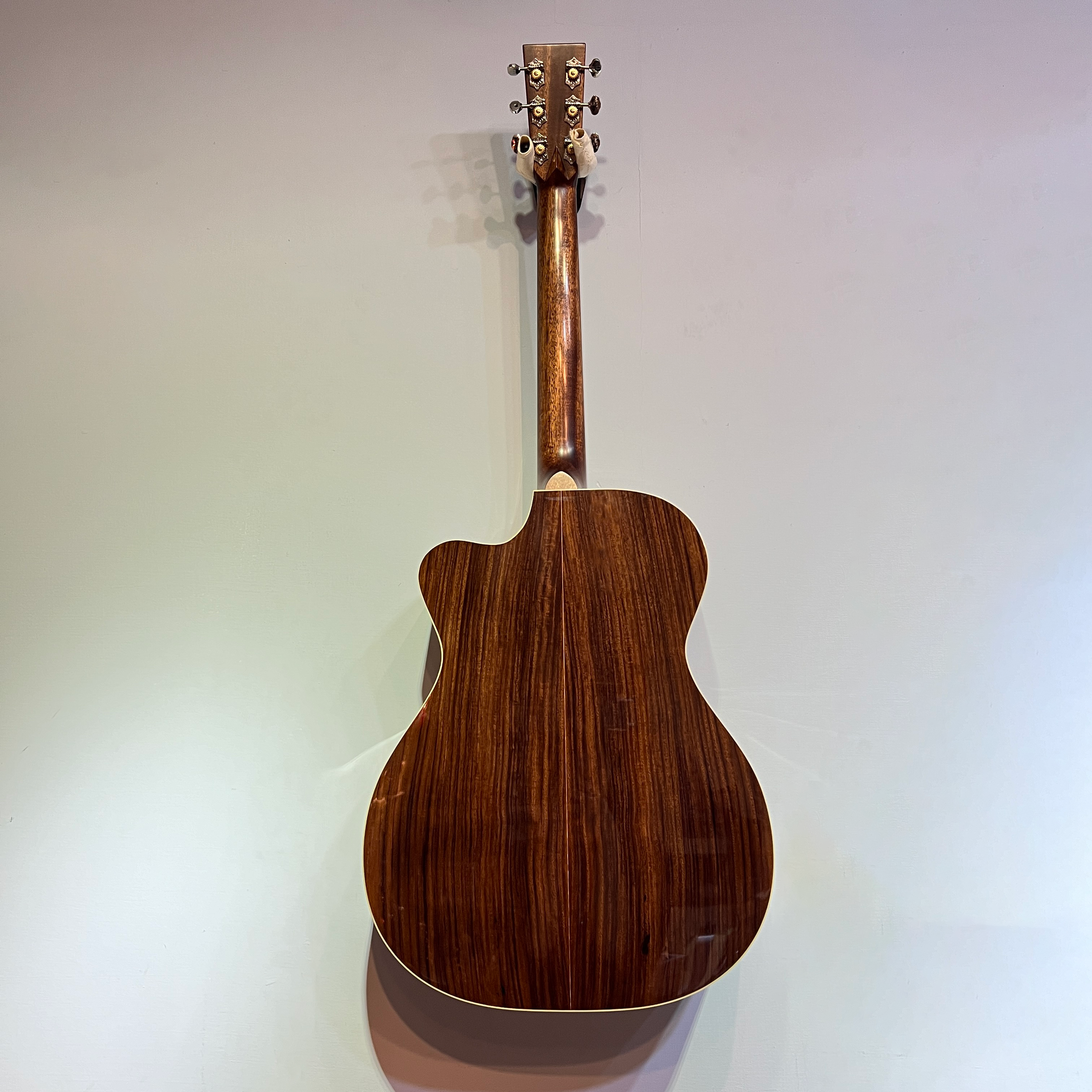 Gwood Guitars Gwood Guitars Golden Age OMC-R 全單板 手工木吉他 第 2 張圖片｜三峽吉他 / Bass