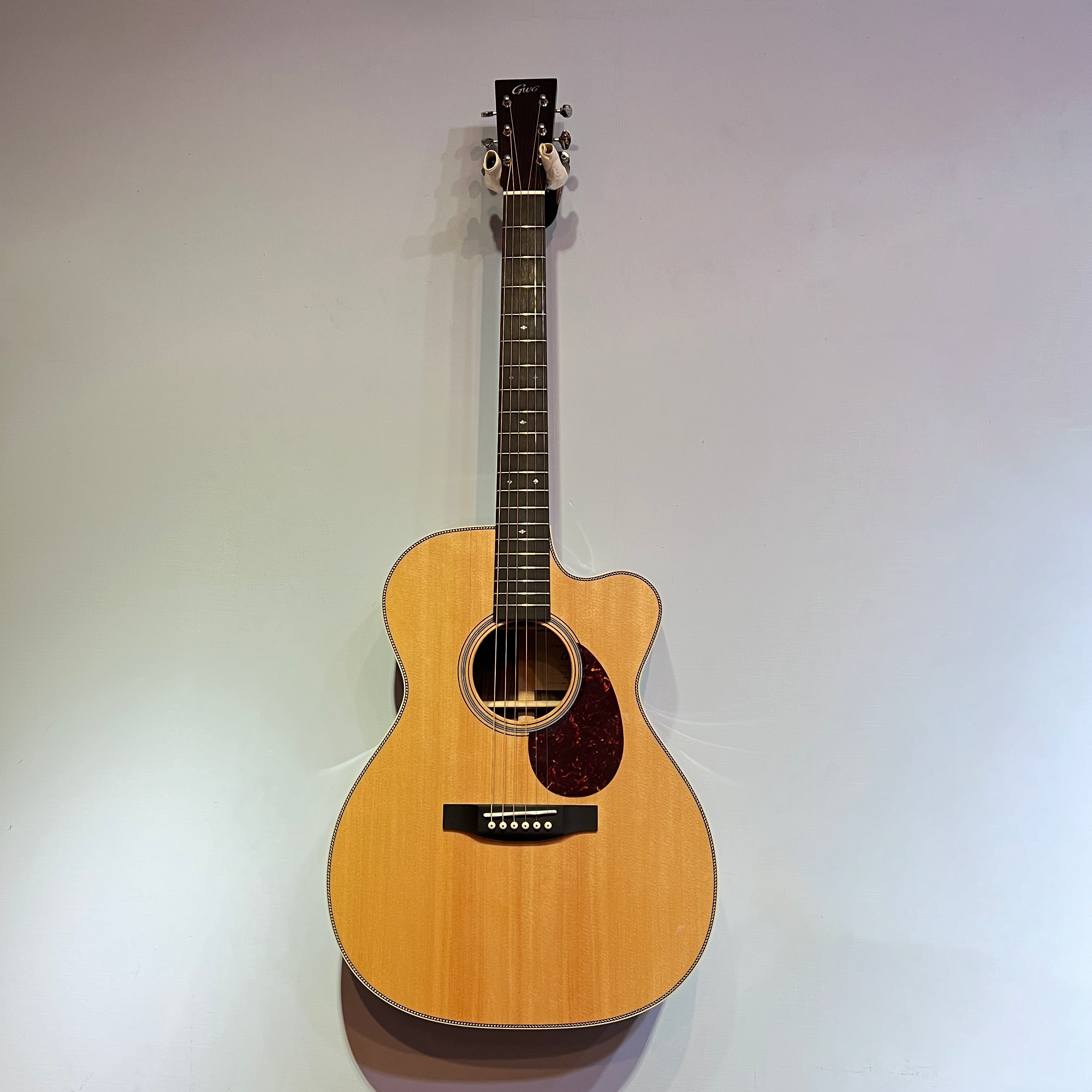 Gwood Guitars Gwood Guitars Golden Age OMC-R 全單板 手工木吉他 — 三峽吉他 / Bass