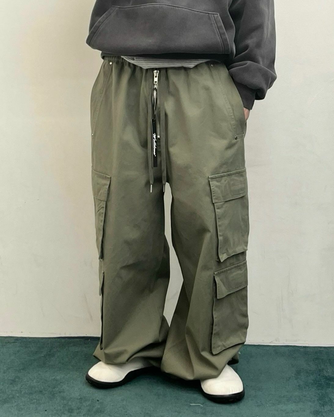 淨色可束腳工裝鬆身褲 WELL DONE-029P