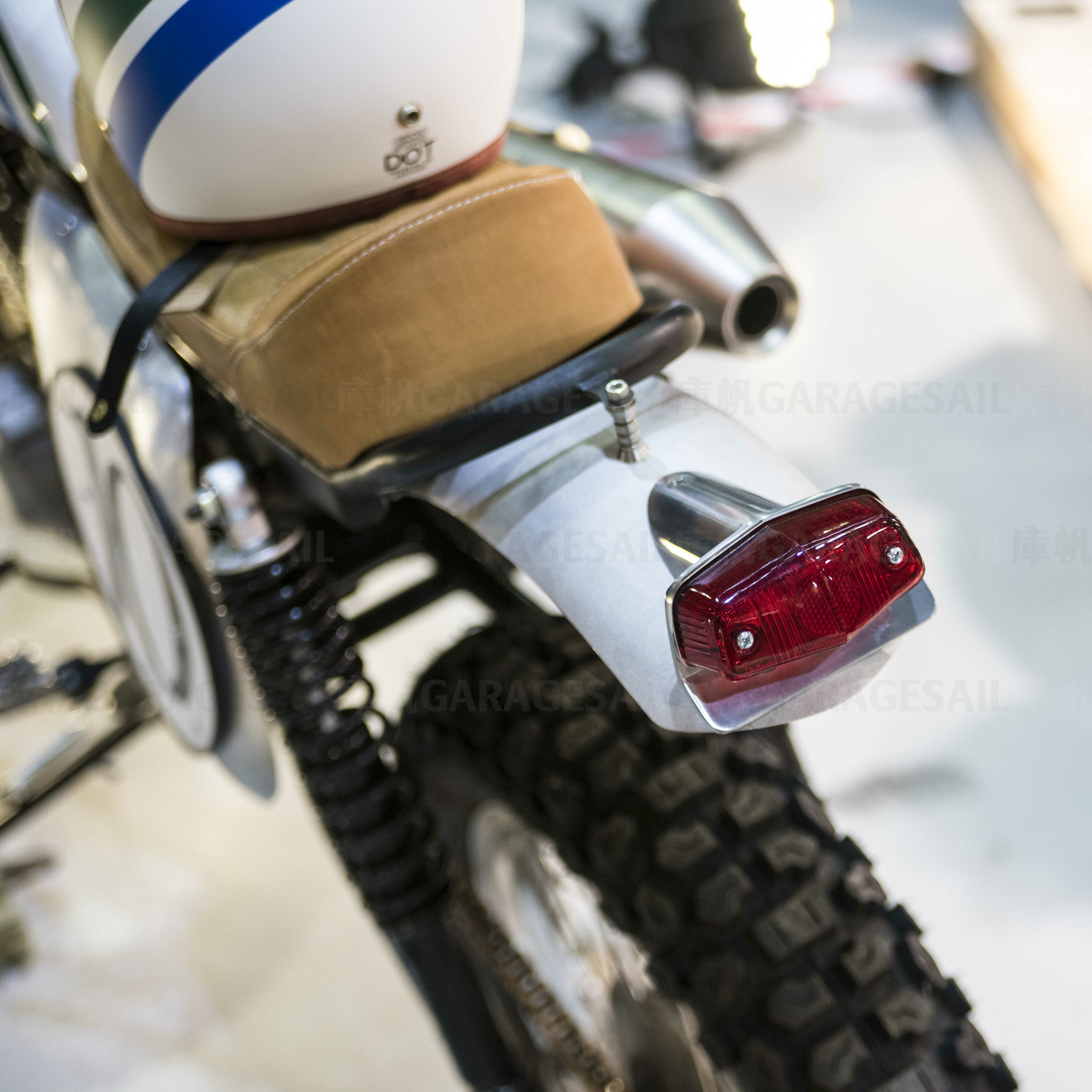 LED 單燈式 尾燈 盧卡斯 L1 平燈座 拋光銀