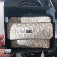 [S] MICHAEL KORS 36S3LGFM6B GIFTING MICRO CAMERA BAG W LANYARD,HEMP/BROWN, 196163790411 (SMK919)
