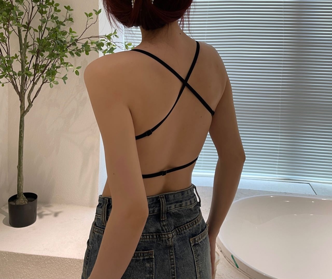 漫畫胸 顯大美背無痕內衣(黑/白/咖)