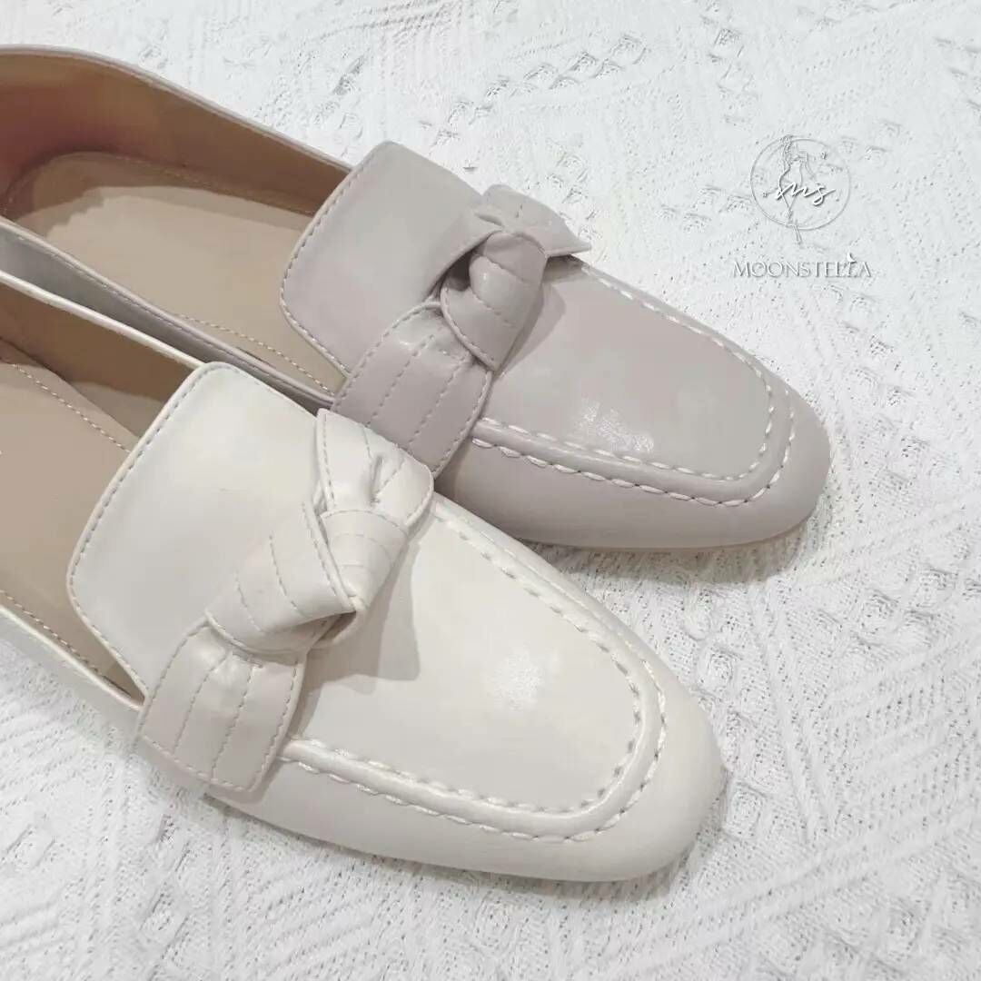 淺奶油蝴蝶結真皮小單鞋