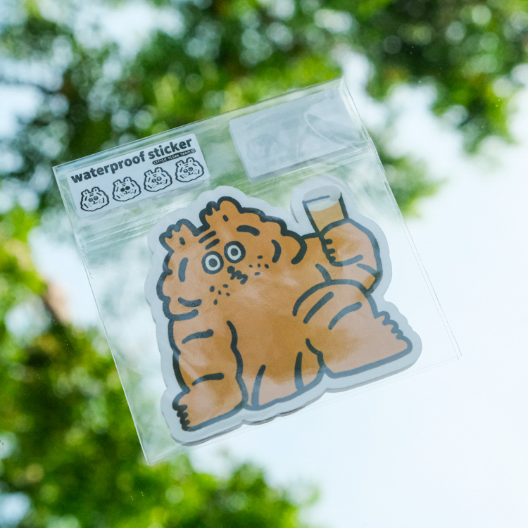 ericoco 小虎day｜防水貼紙｜小虎嘟嘴喝酒