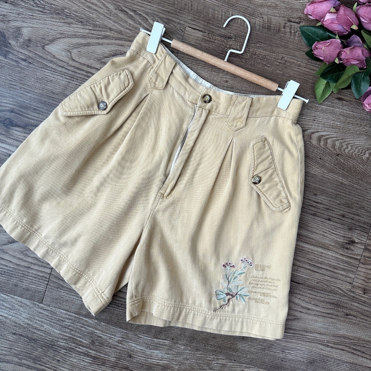 卡其色花語綿質短褲