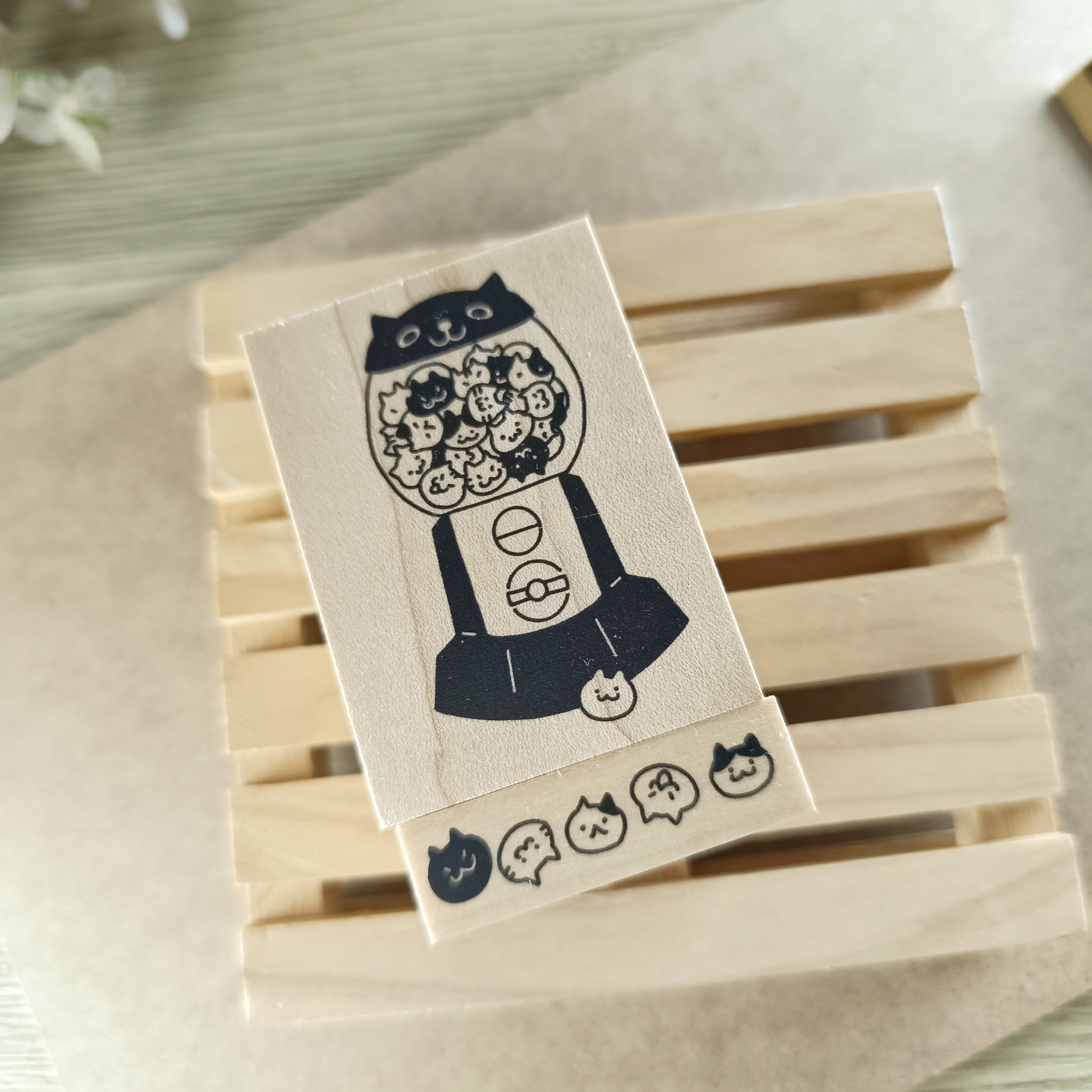 日本YUN．貓咪扭蛋機/貓扭蛋 原創櫸木印章