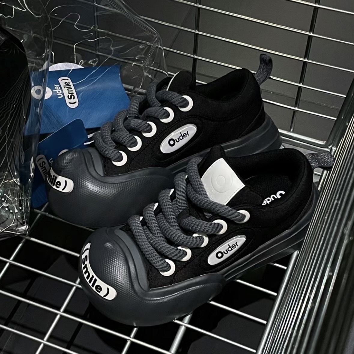 Ouder Smiler 開口笑 圓頭 厚底 低筒 帆布鞋 平民版 解構 黑灰