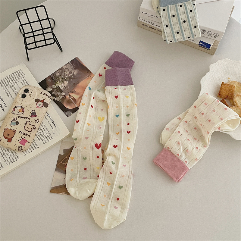 《4052》♾️愛心點點微透薄款中筒襪