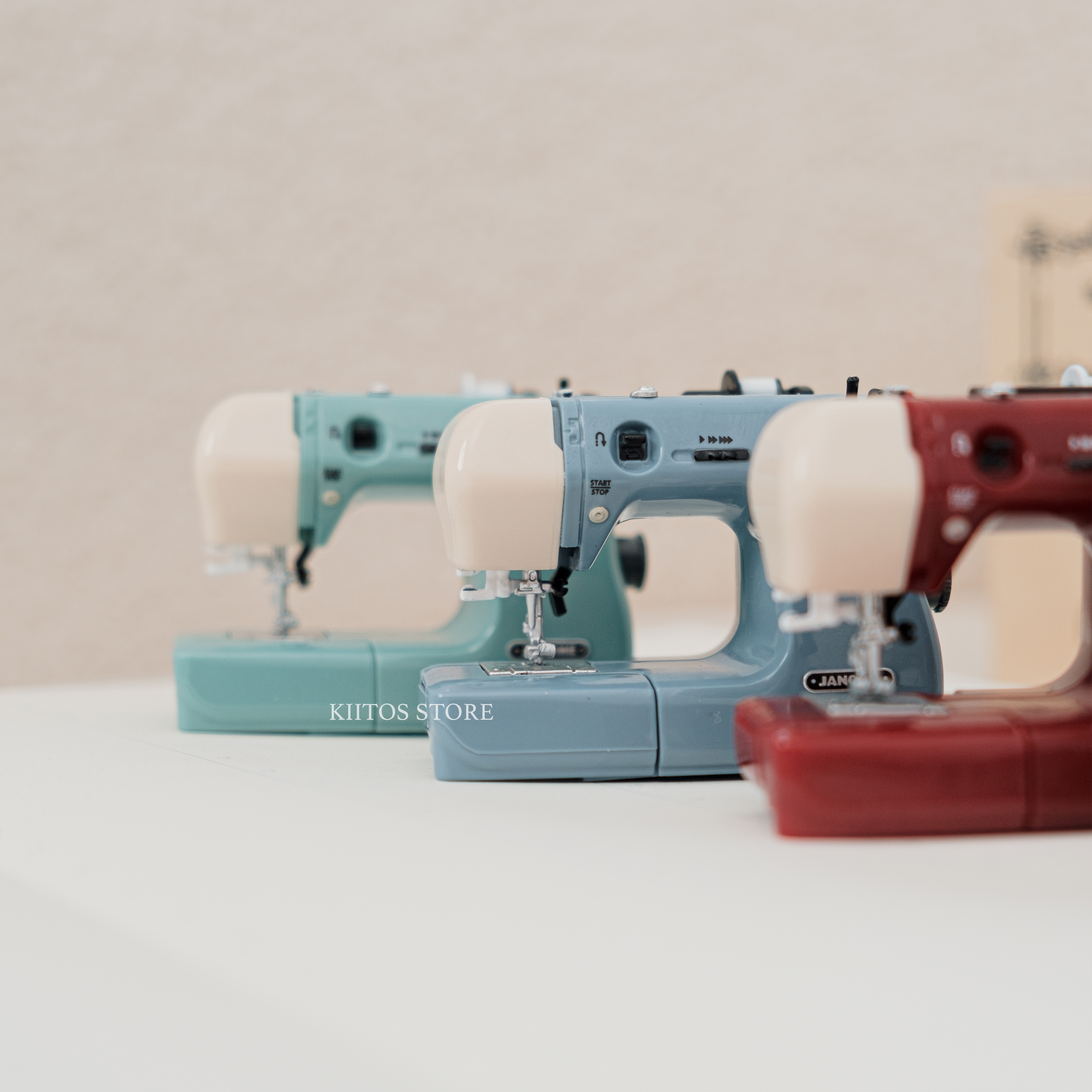 【現貨】日本 TOYS CABIN 扭蛋 JANOME Epolku 仿真迷你缝紉機 不挑款 隨機