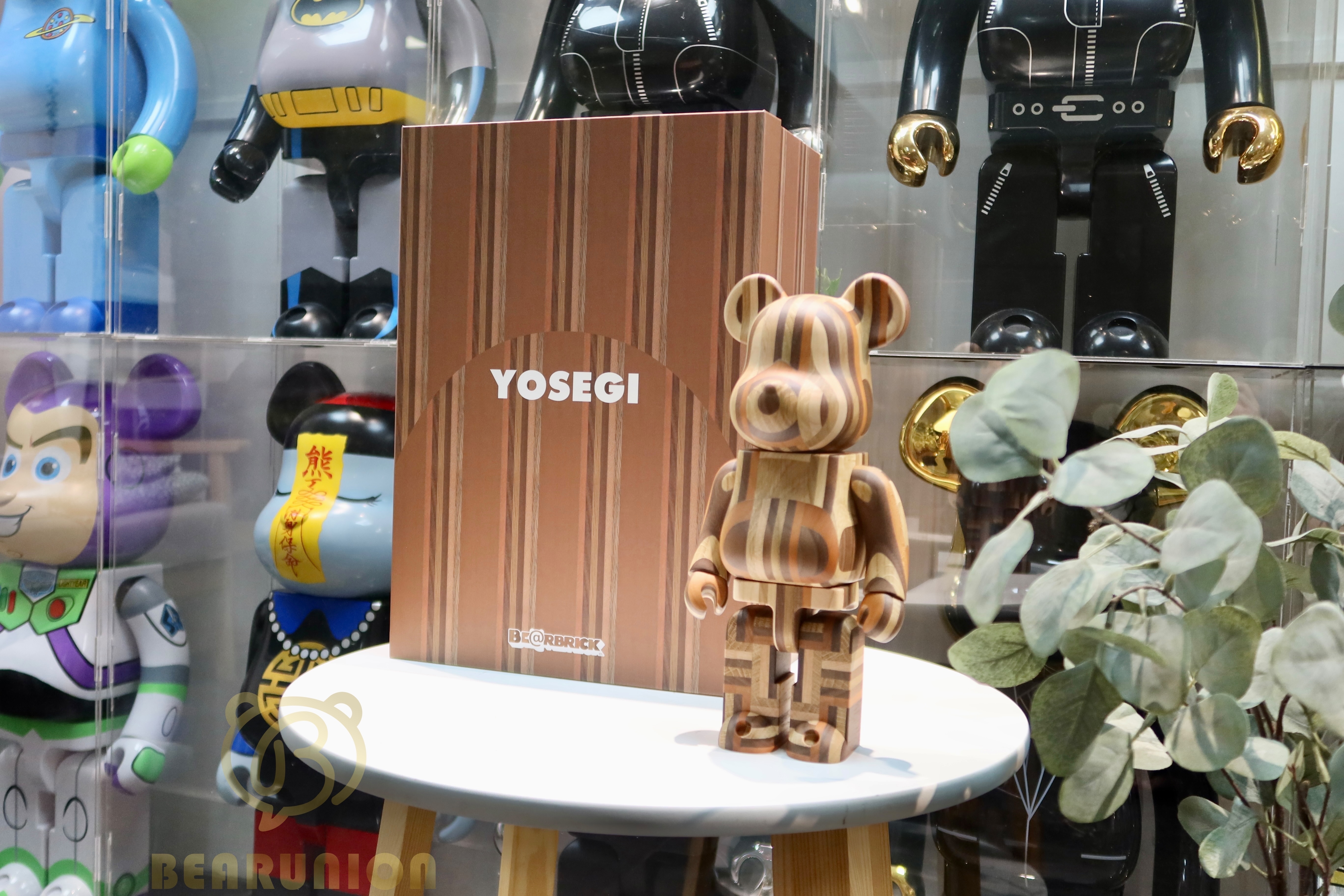 BE@RBRICK 400％ カリモク寄木
