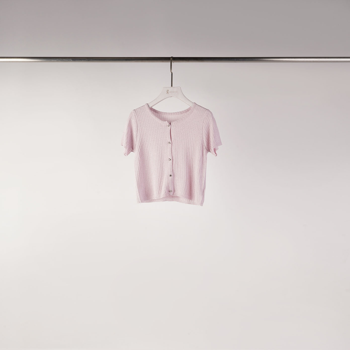 質感簍空愛心釦針織衫 | 3色