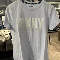 [S] DKNY JEANS WOMEN SEQUIN LOGO GRAPHIC T-SHIRT,FROST BLUE/MATT SILVER, DJ4T1050-G1K (SD909)