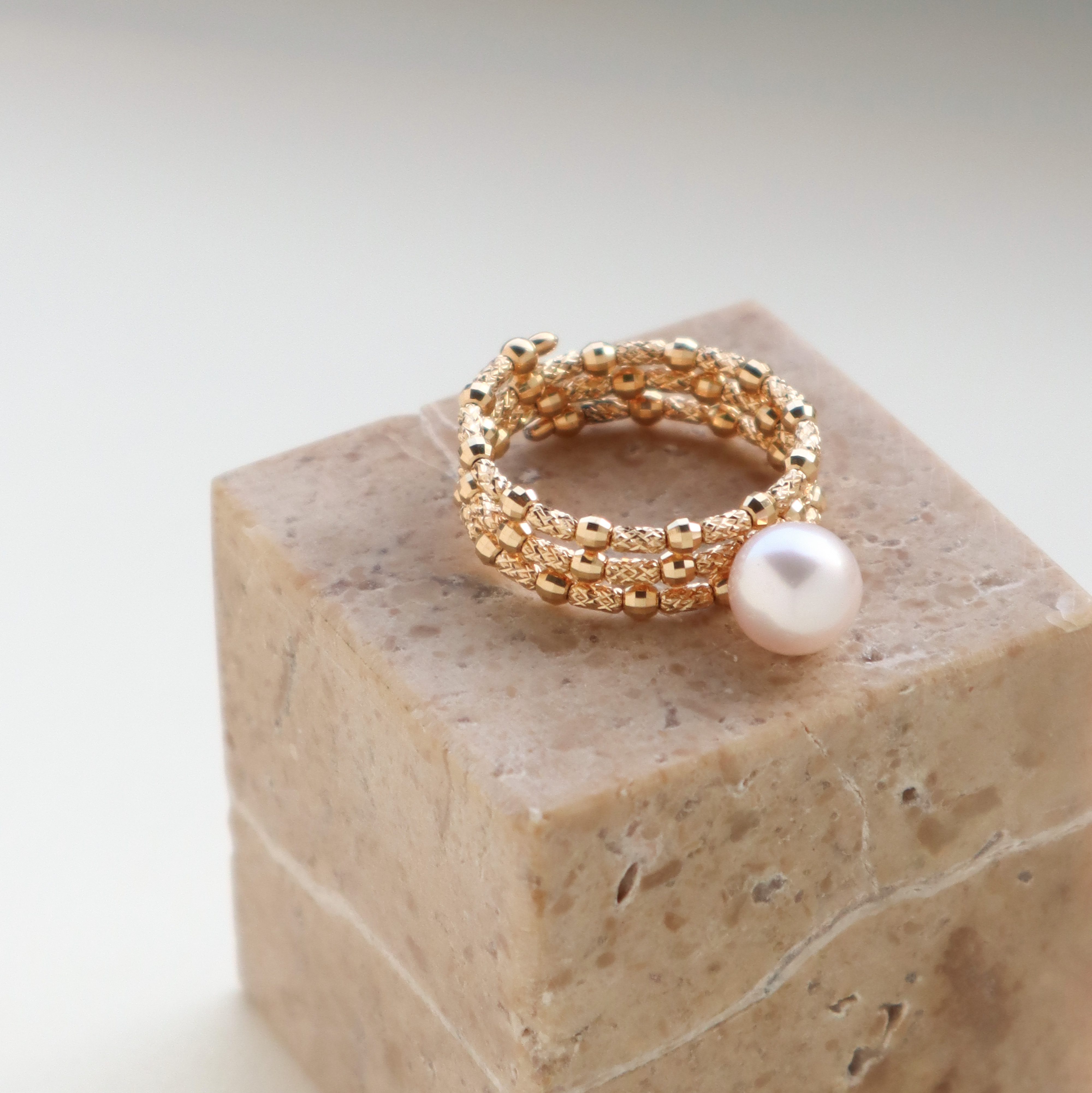 18K/日本設計款系列-單顆珍珠環繞戒