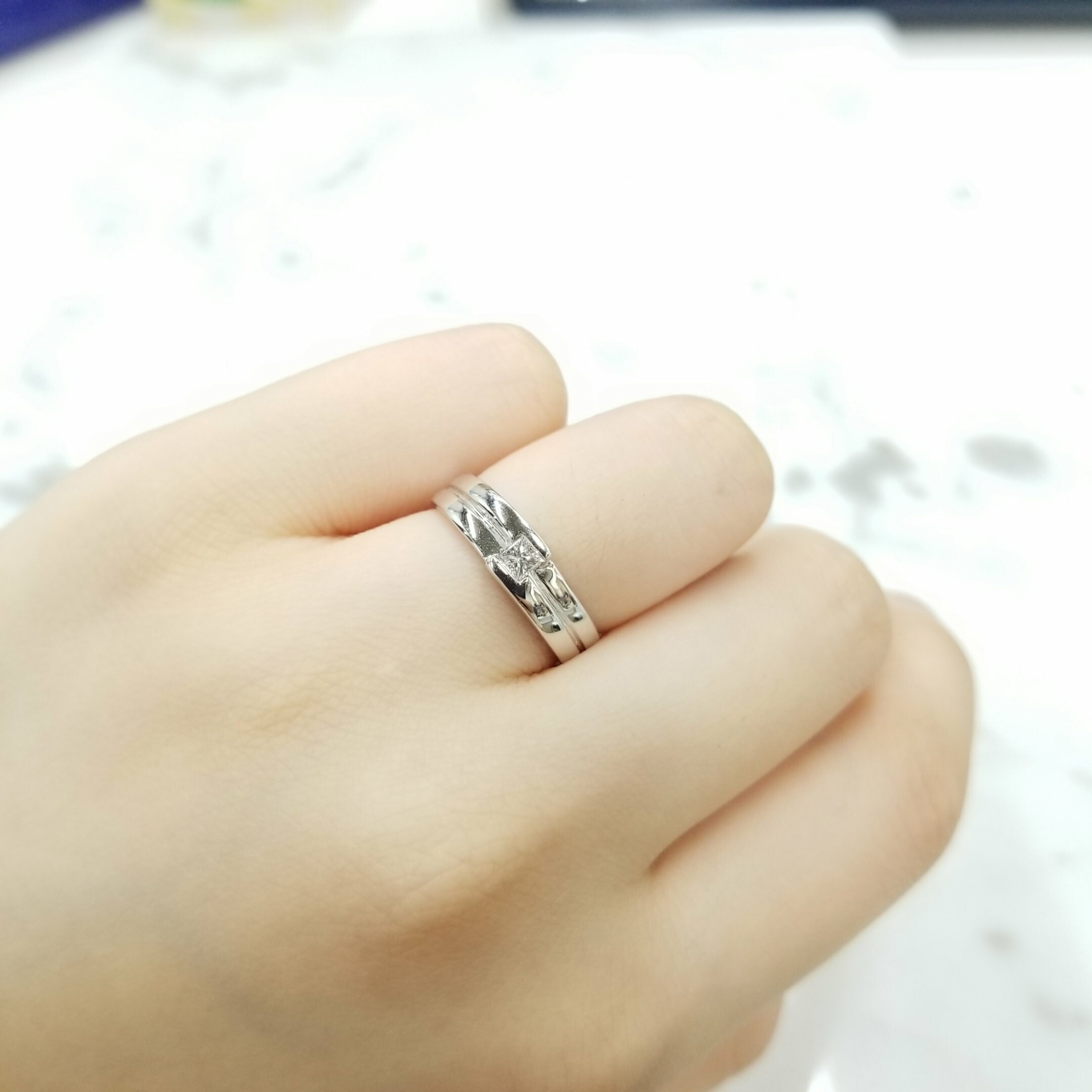 全新18K白金【單粒10份方形鑽石】戒指