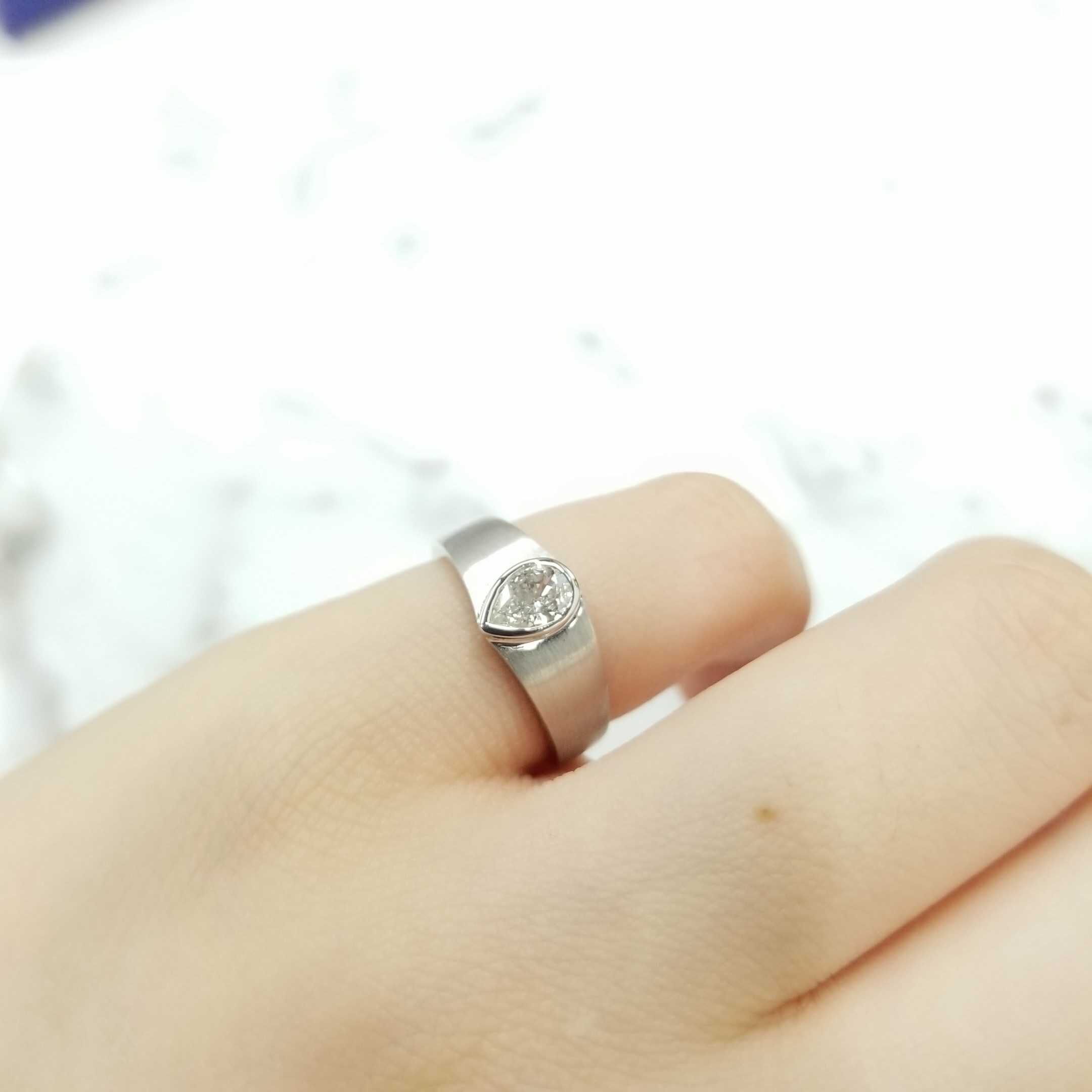 全新18K白金【單粒26份梨形鑽石】戒指