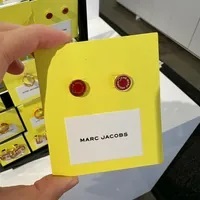[S] MARC JACOBS M00I7I69-649 THE MEDALLION STUD EARRINGS,TRUE RED/GOLD, 196611025096 (SMJ335)