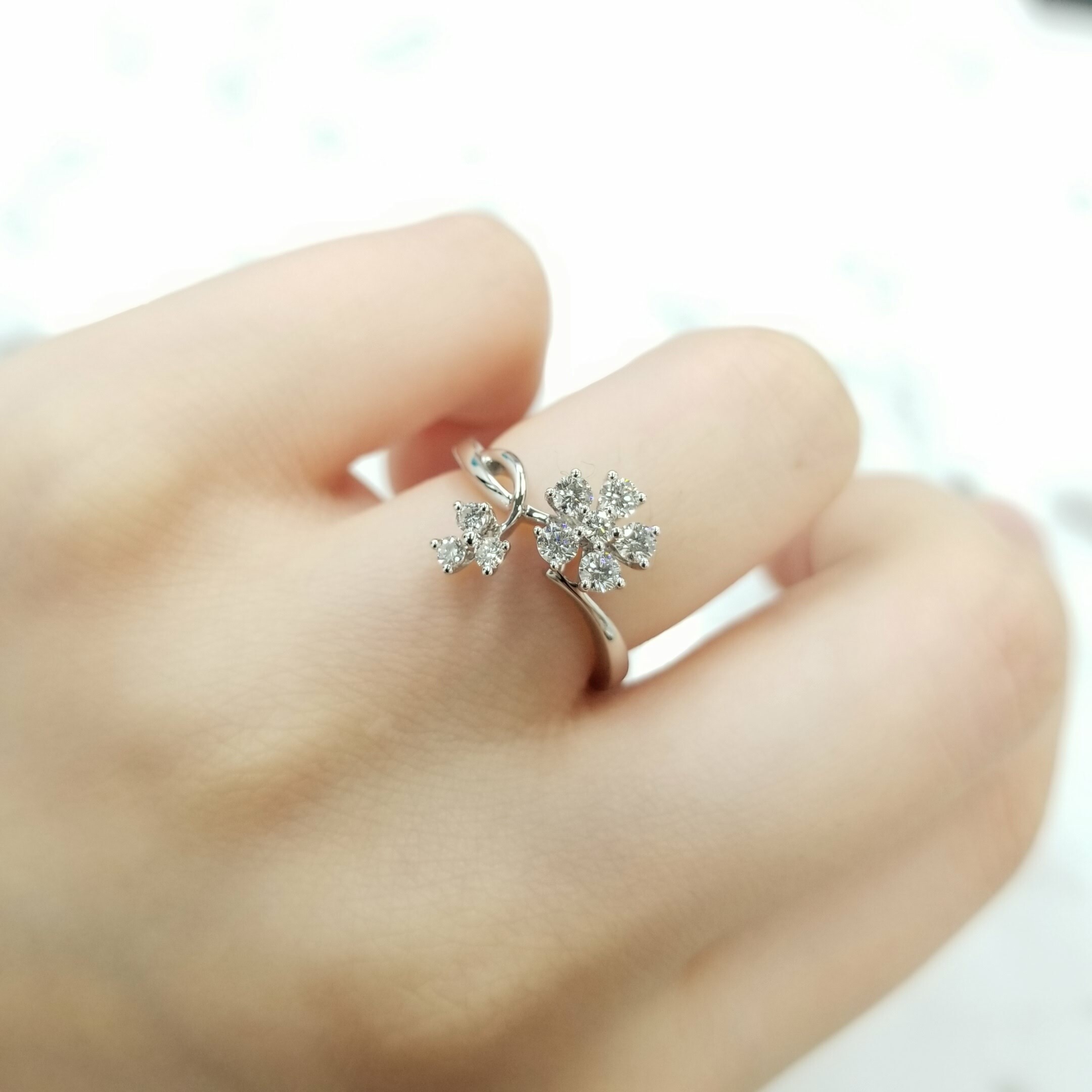 18K White Gold 0.37ct Diamond Ring