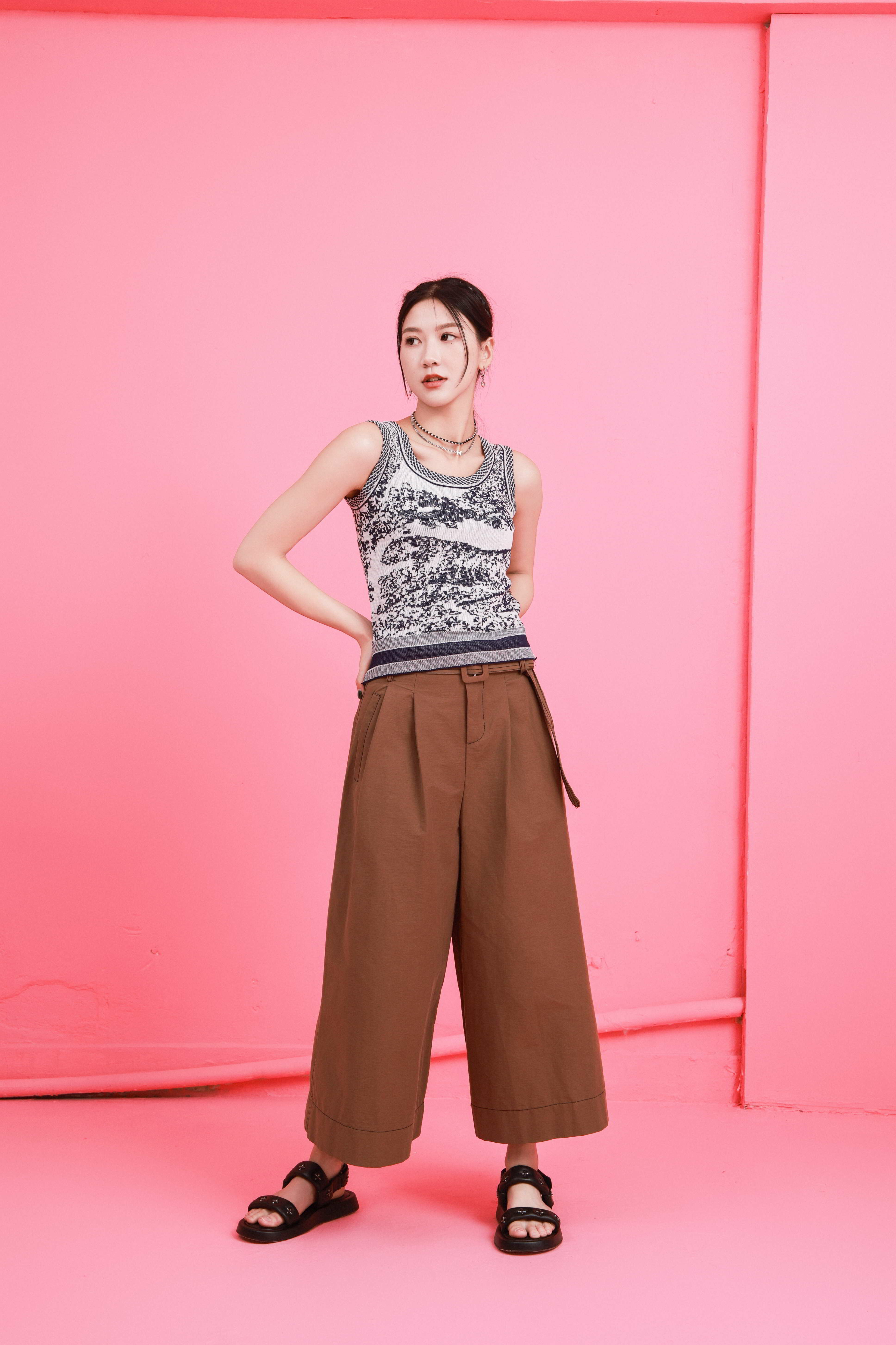 花豹織花紋針織背心 (現貨款式）