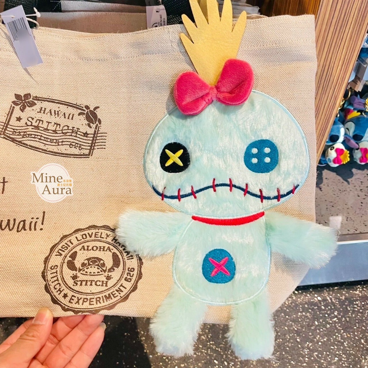 醜丫頭Scrump 絨毛造型 夏威夷郵戳圖案 手提包 托特包 星際寶貝 Lilo & Stitch -上海迪士尼樂園