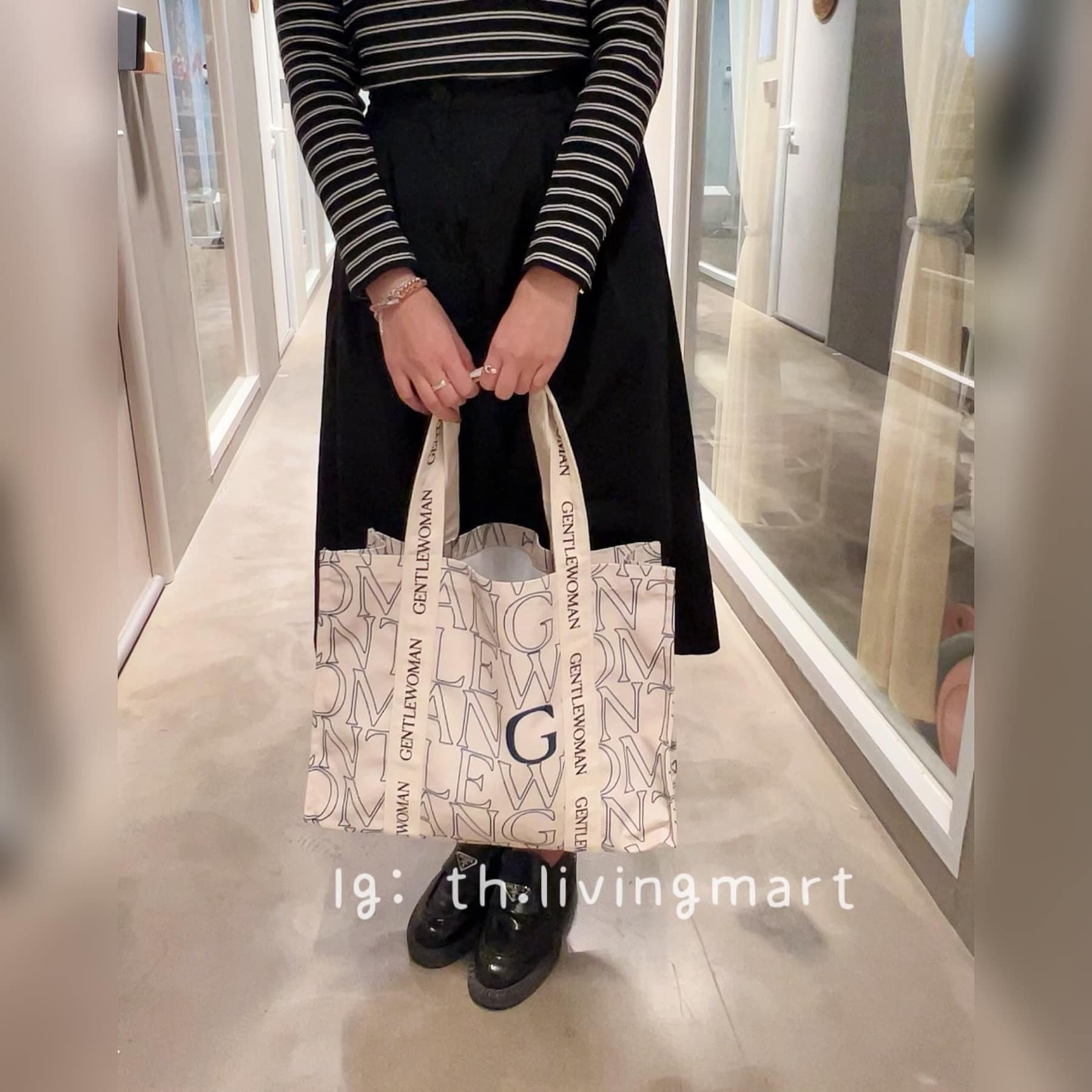 Gentle Woman Urban Strike 湖水藍色字 Tote Bag