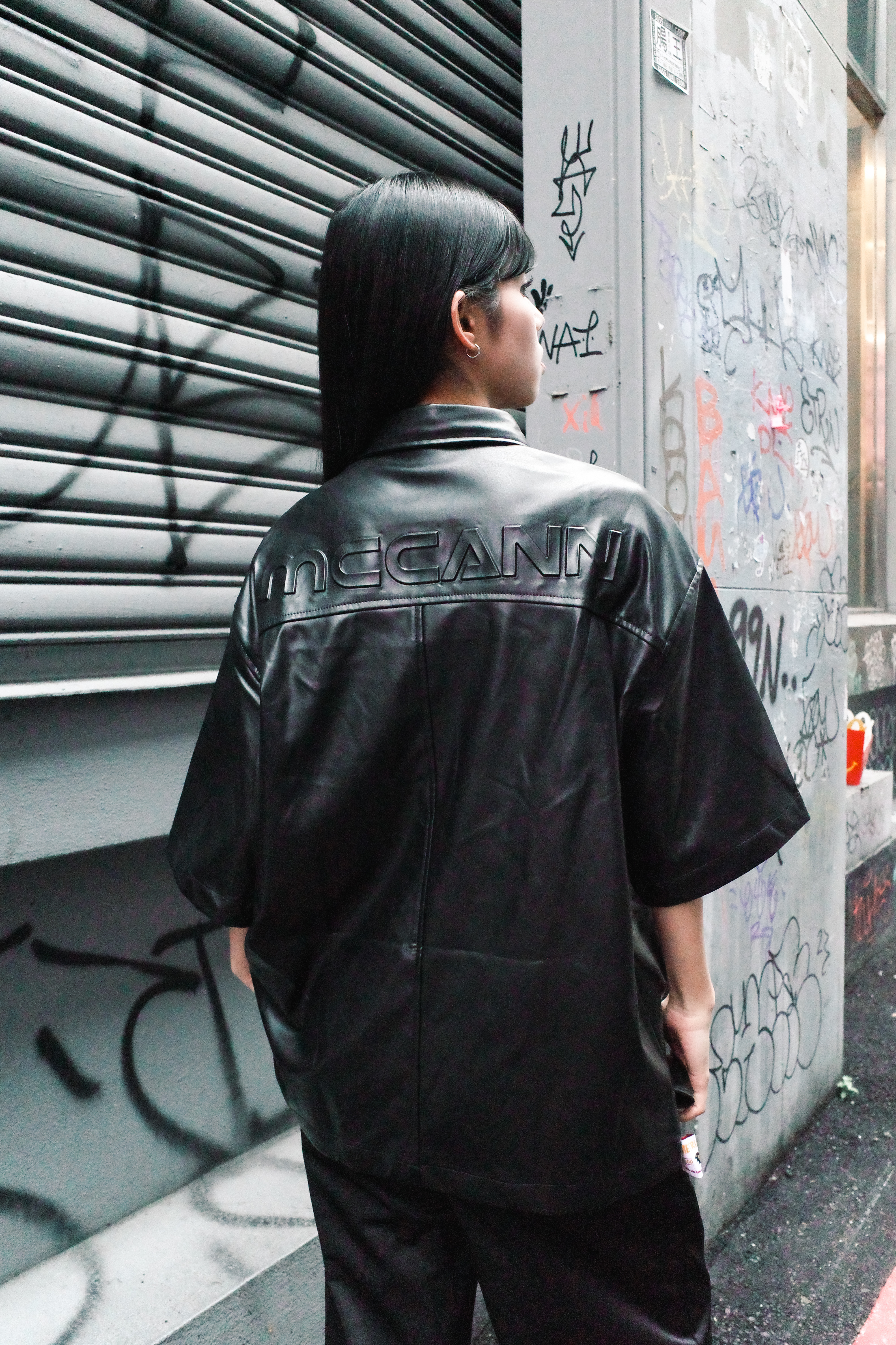 『Always_Good』立體壓印 皮革 短袖襯衫