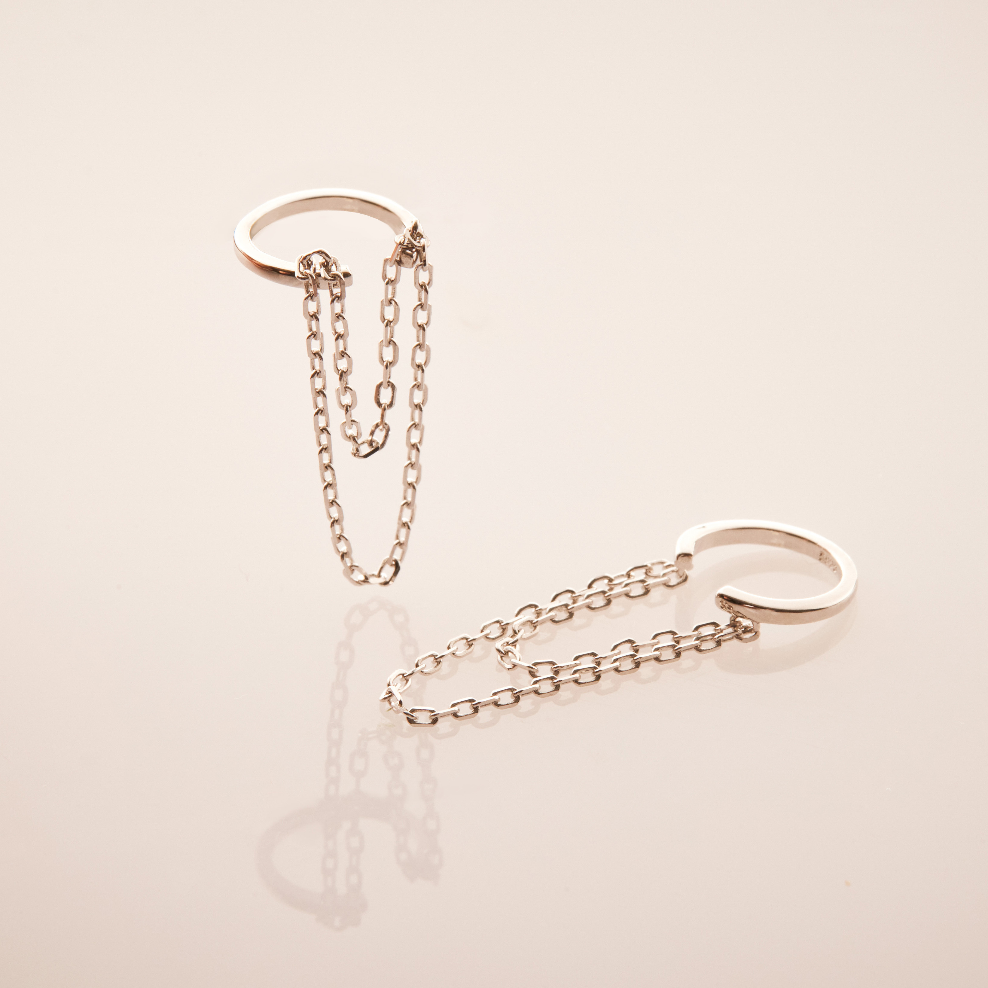 E1148 | 純銀鍊條耳骨夾