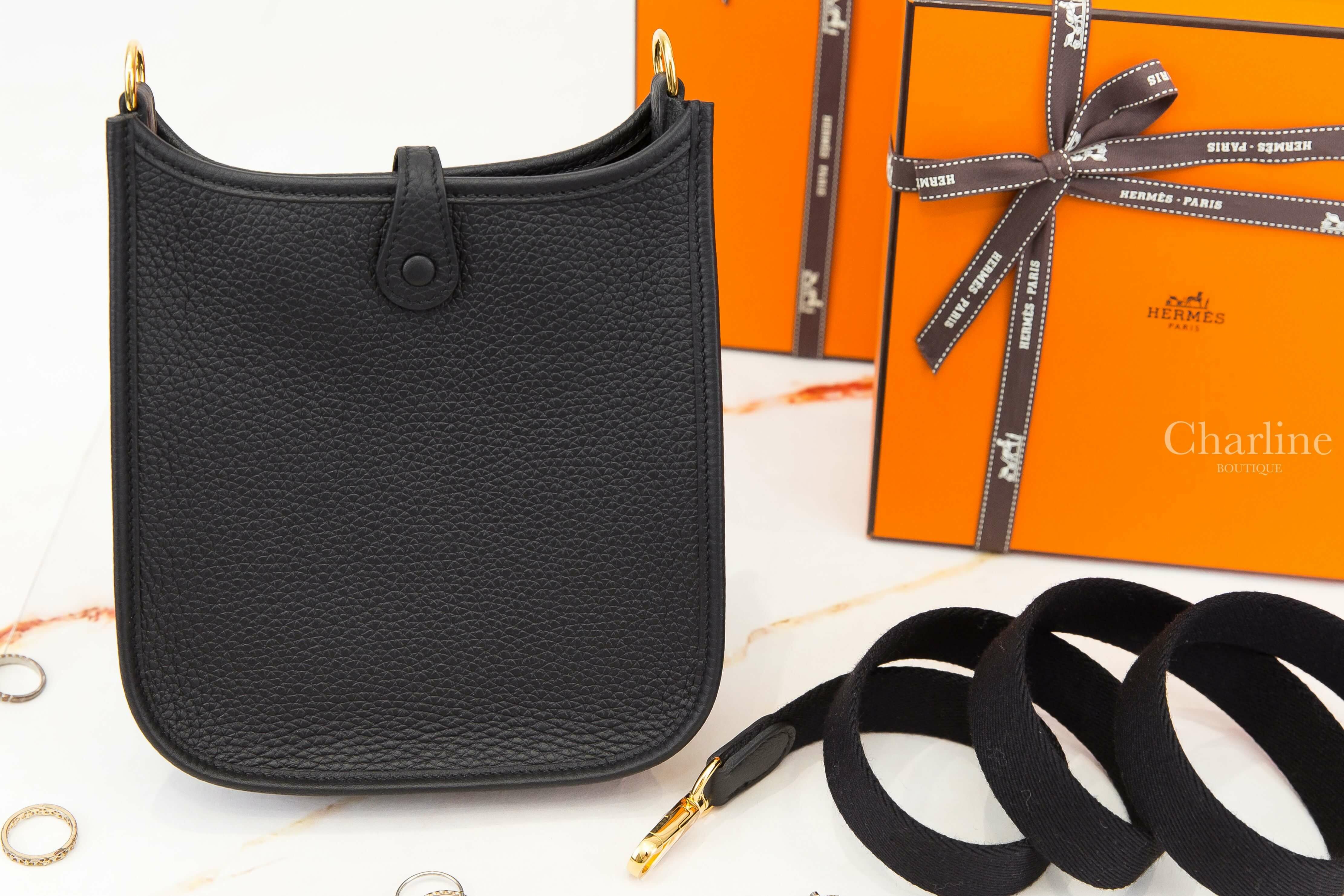 Hermès Evelyne TPM 16cm 89 Noir Taurillon Clemence B刻黑色金釦簍空洞洞肩背包-Charline Boutique 精品代購