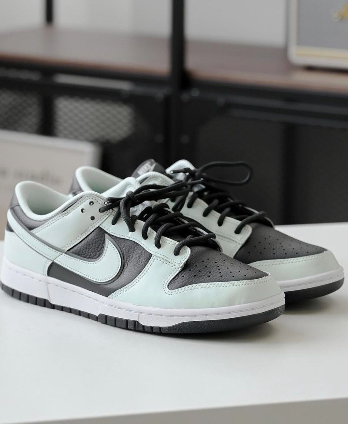 【Focus Store】現貨秒發 Nike Dunk Low Premium 'Barely Green' 湖水綠 黑皮革 FZ1670-001