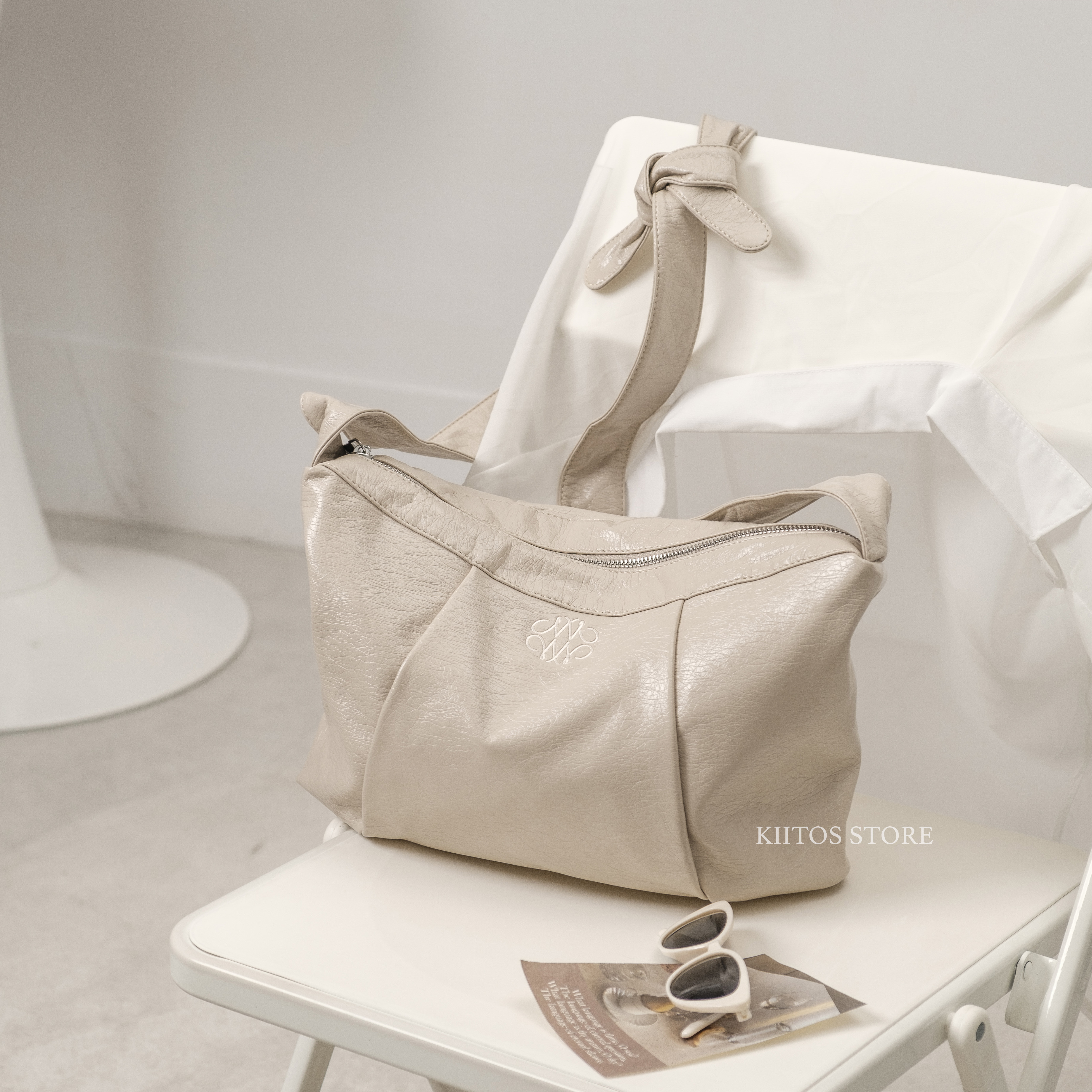 【現貨】NICK&NICOLE 文佳煐代言品牌 多背法 腋下包 單肩包 側背包 大容量 綁帶 大包