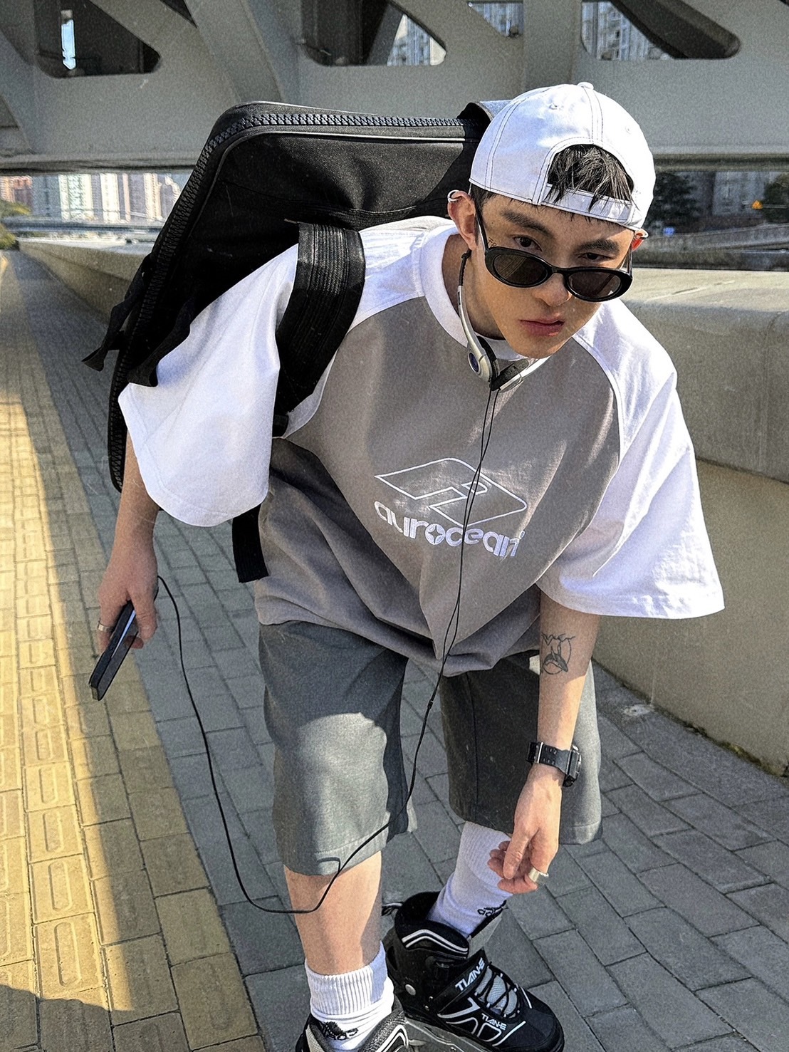 Aurocean 320克重磅純棉白灰寬鬆短袖