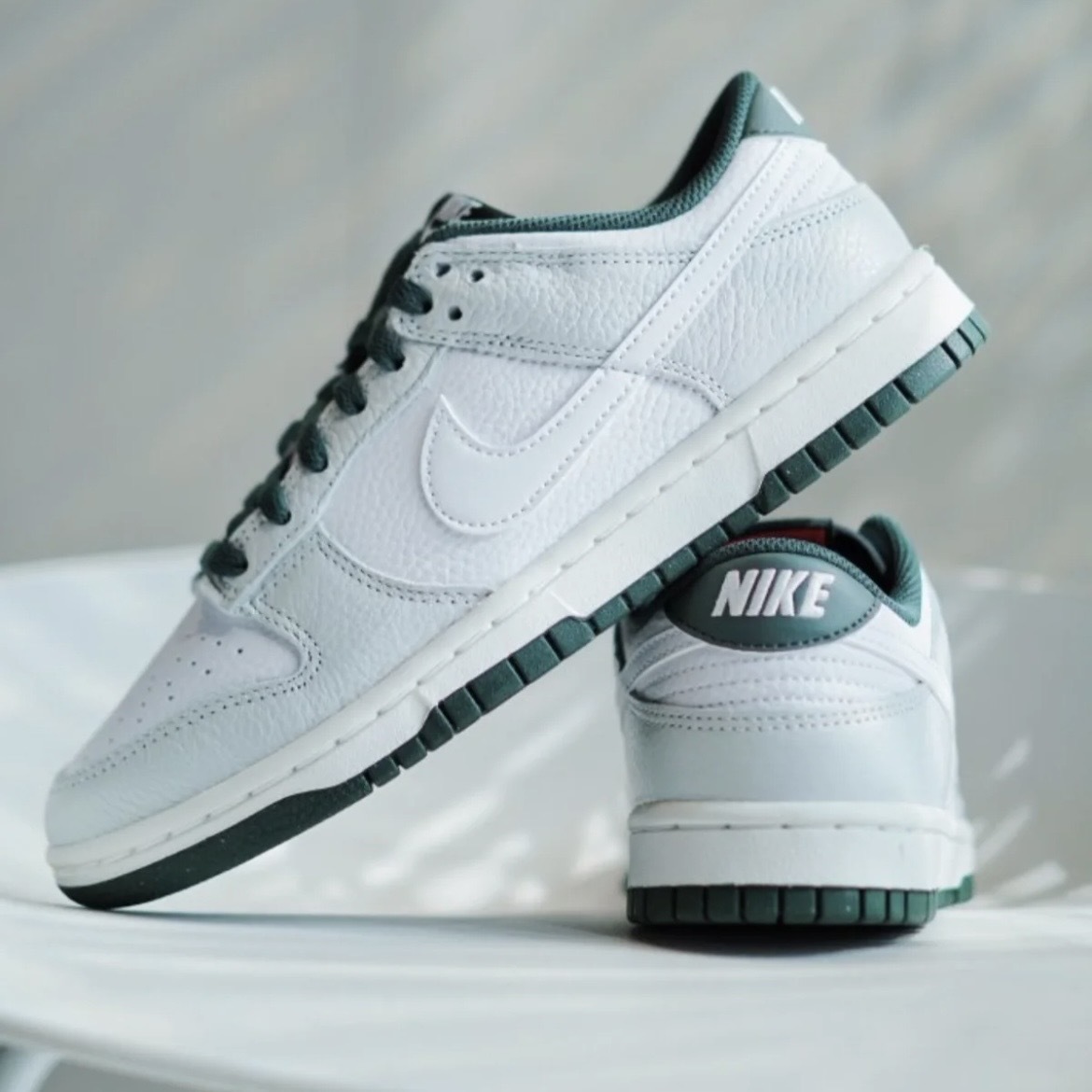 Nike Dunk Low 復古灰綠 HF2874-001
