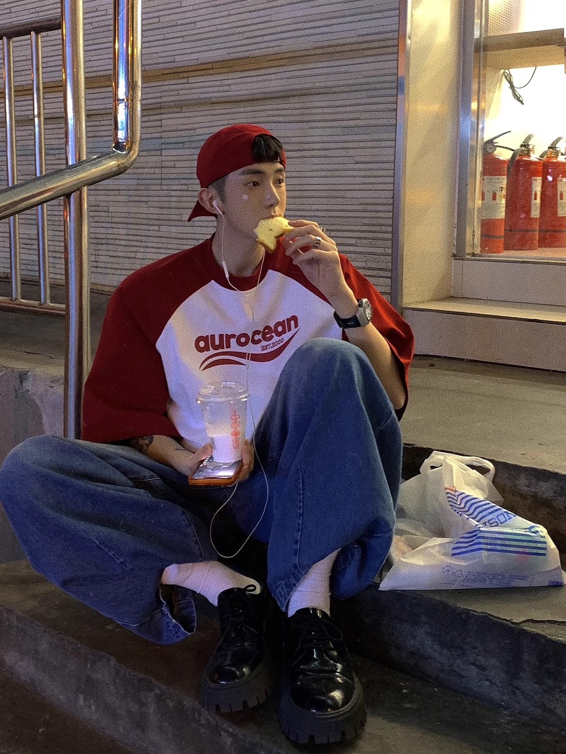 Aurocean 美式復古紅白拼接短袖