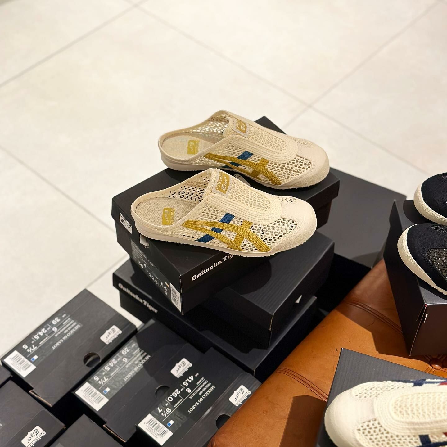 Onitsuka Tiger Mexico 66 Sabot 黃藍線 米色 鬼冢虎 半拖鞋 懶人鞋 1183C123-104