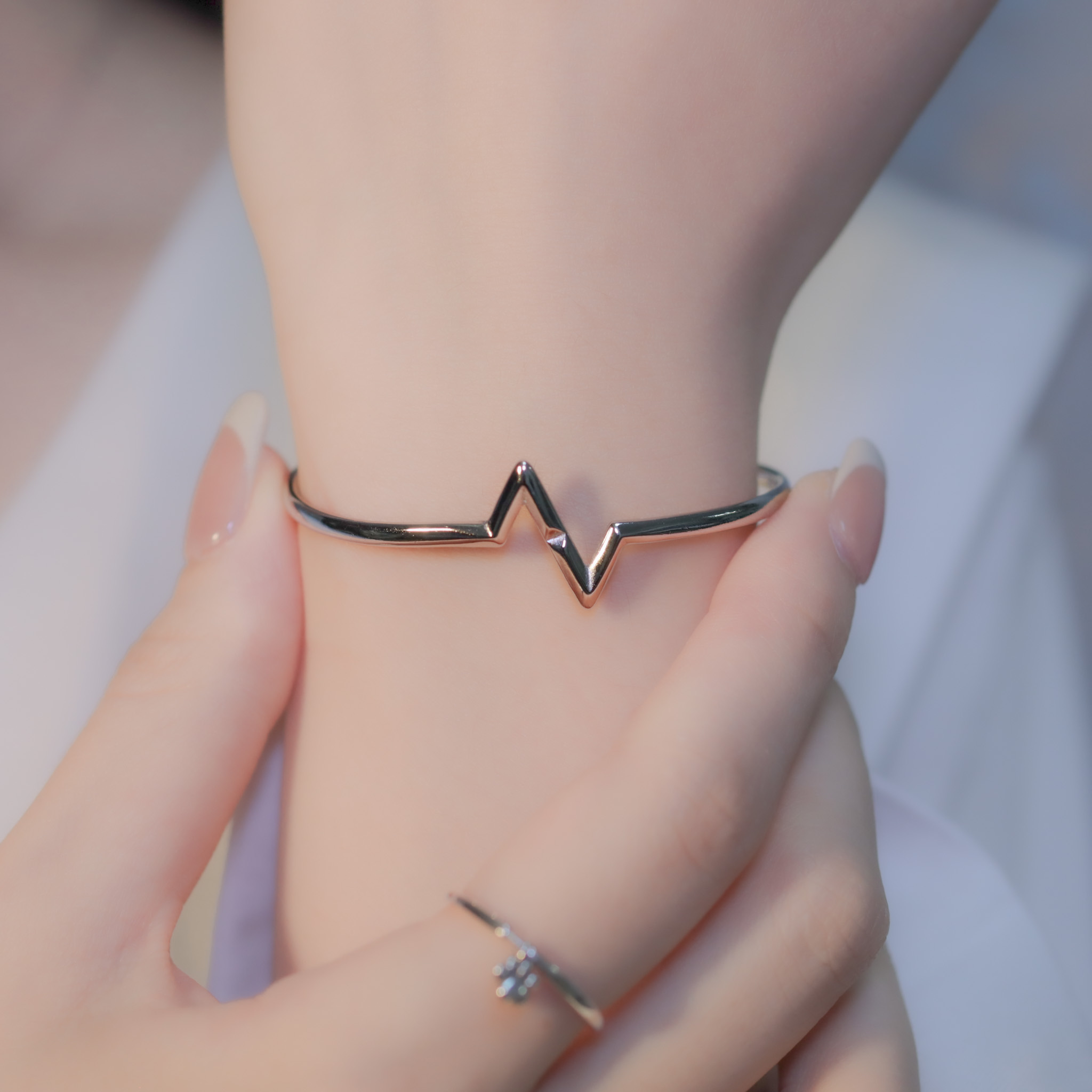 | 925銀・白金 | 心動伊始手鐲 | BR1015 |