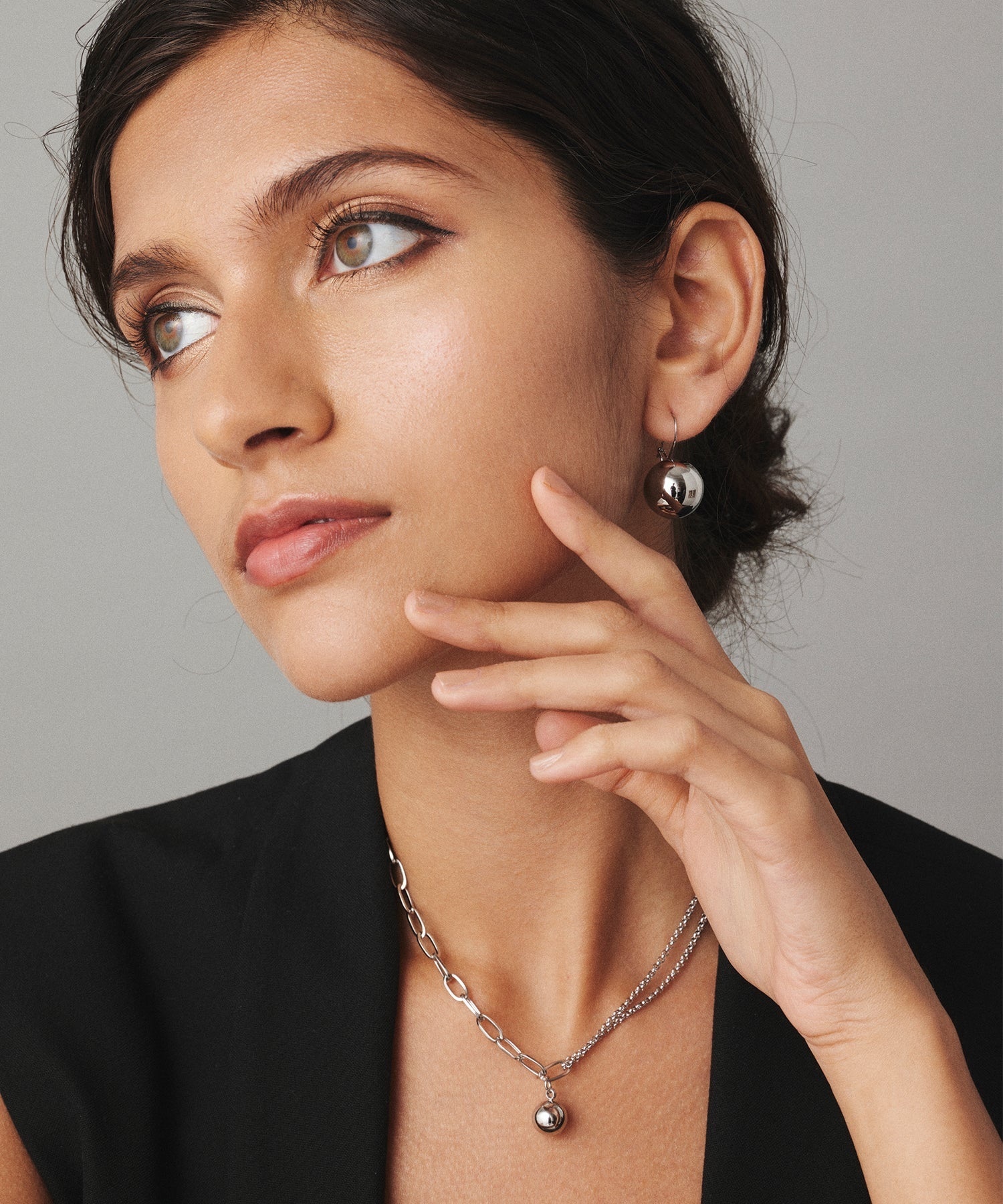 cene 球球耳針耳環