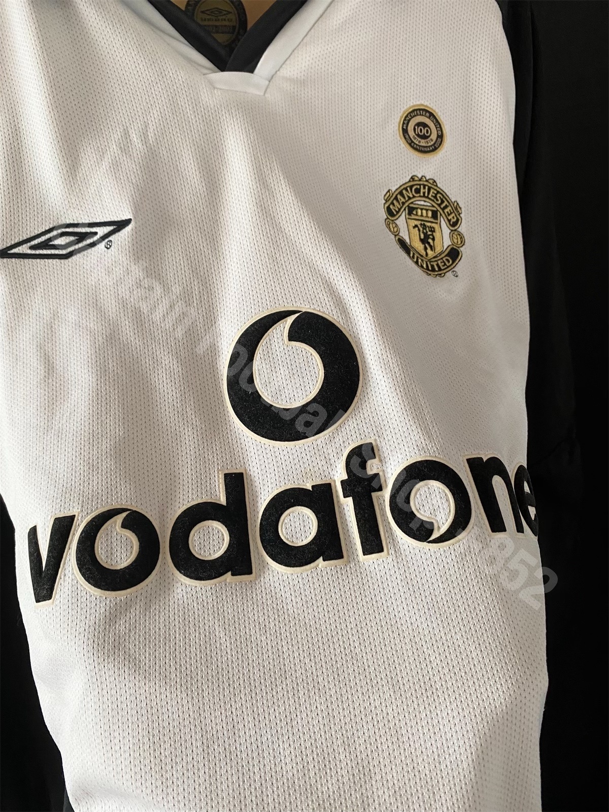 Manchester United 2001-2002 Umbro Centenary L/S Shirt #
