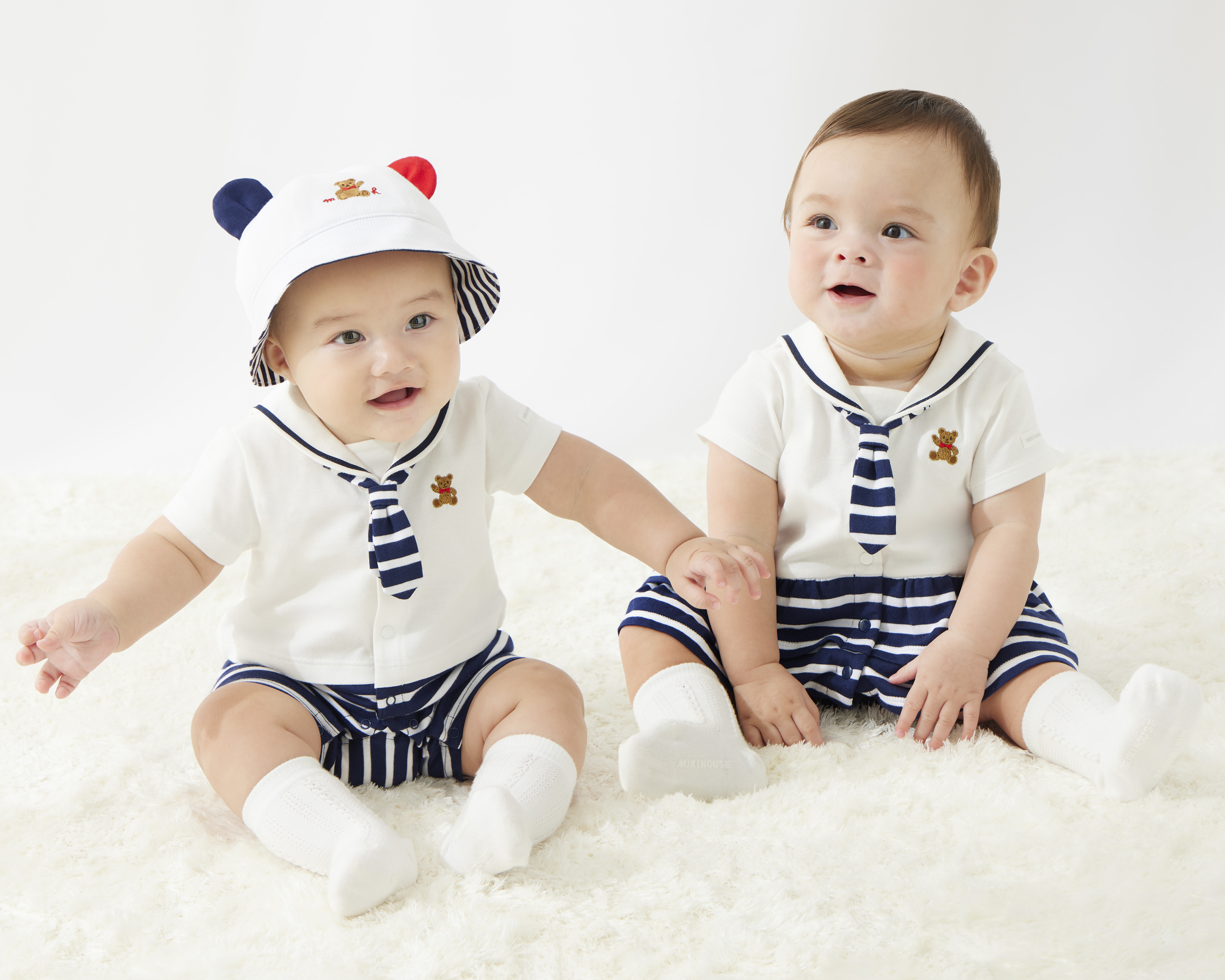 MIKI HOUSE BEAR海軍風短袖連身衣-白