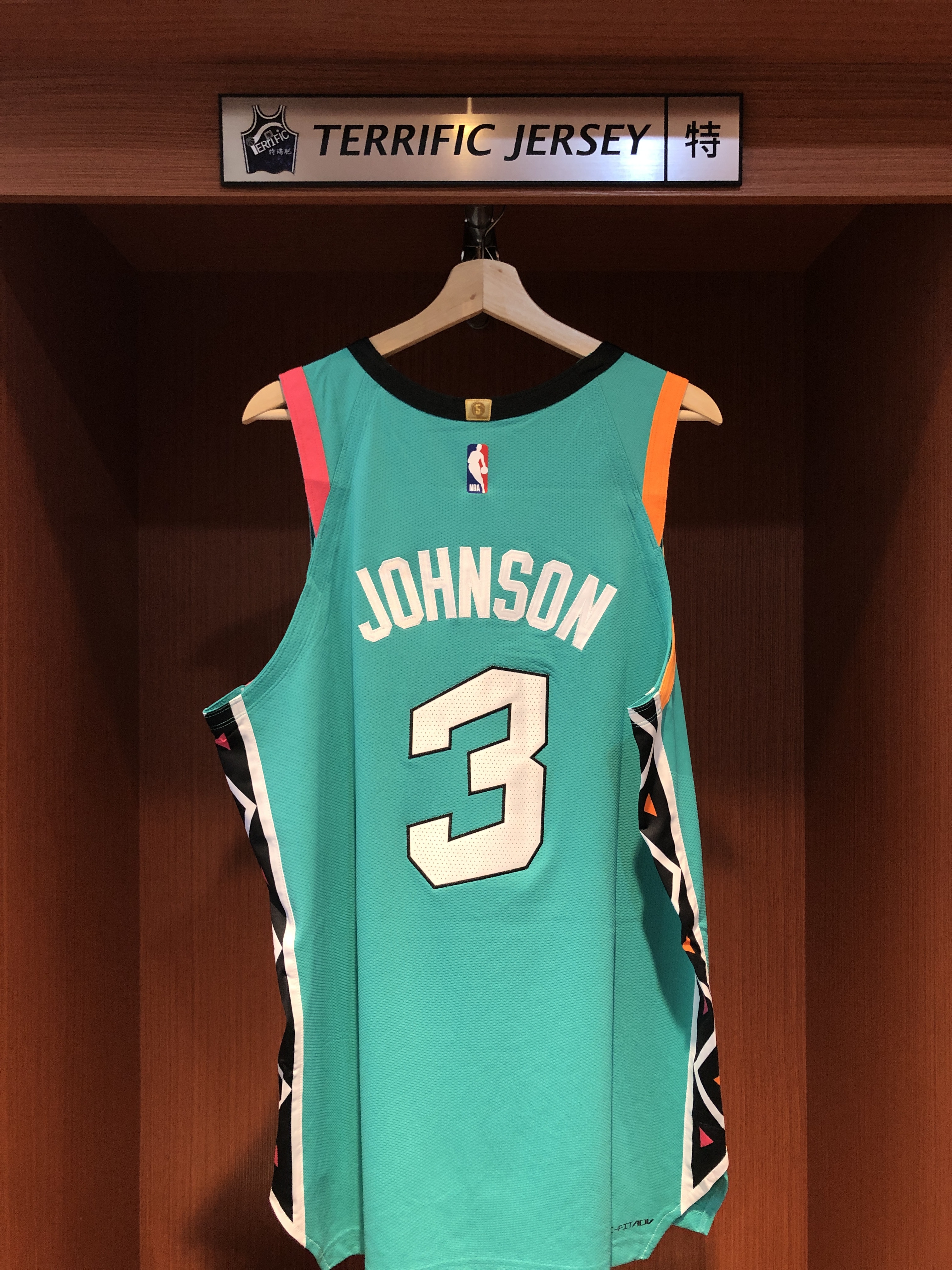 NBA球衣 Keldon Johnson 聖安東尼奧馬刺城市 City Nike Authentic 球員版 電繡 含贊助商標 全新